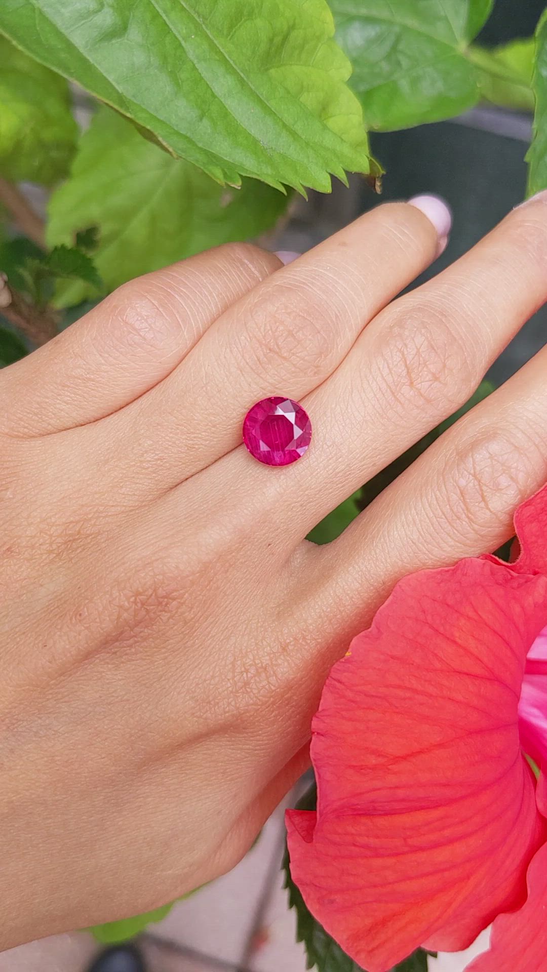 4.05 Ct. Ruby from Madagascar Size Video