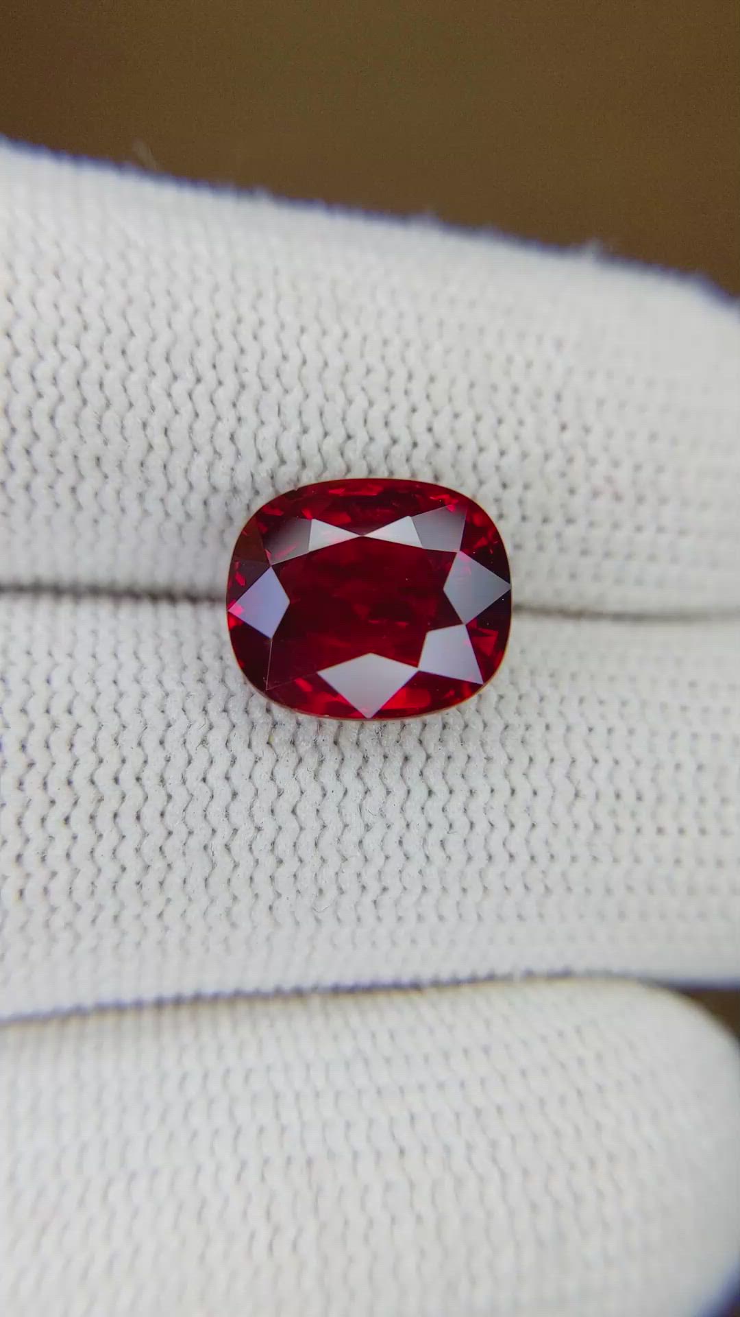 4.60 Ct. Ruby from Mozambique Size Video