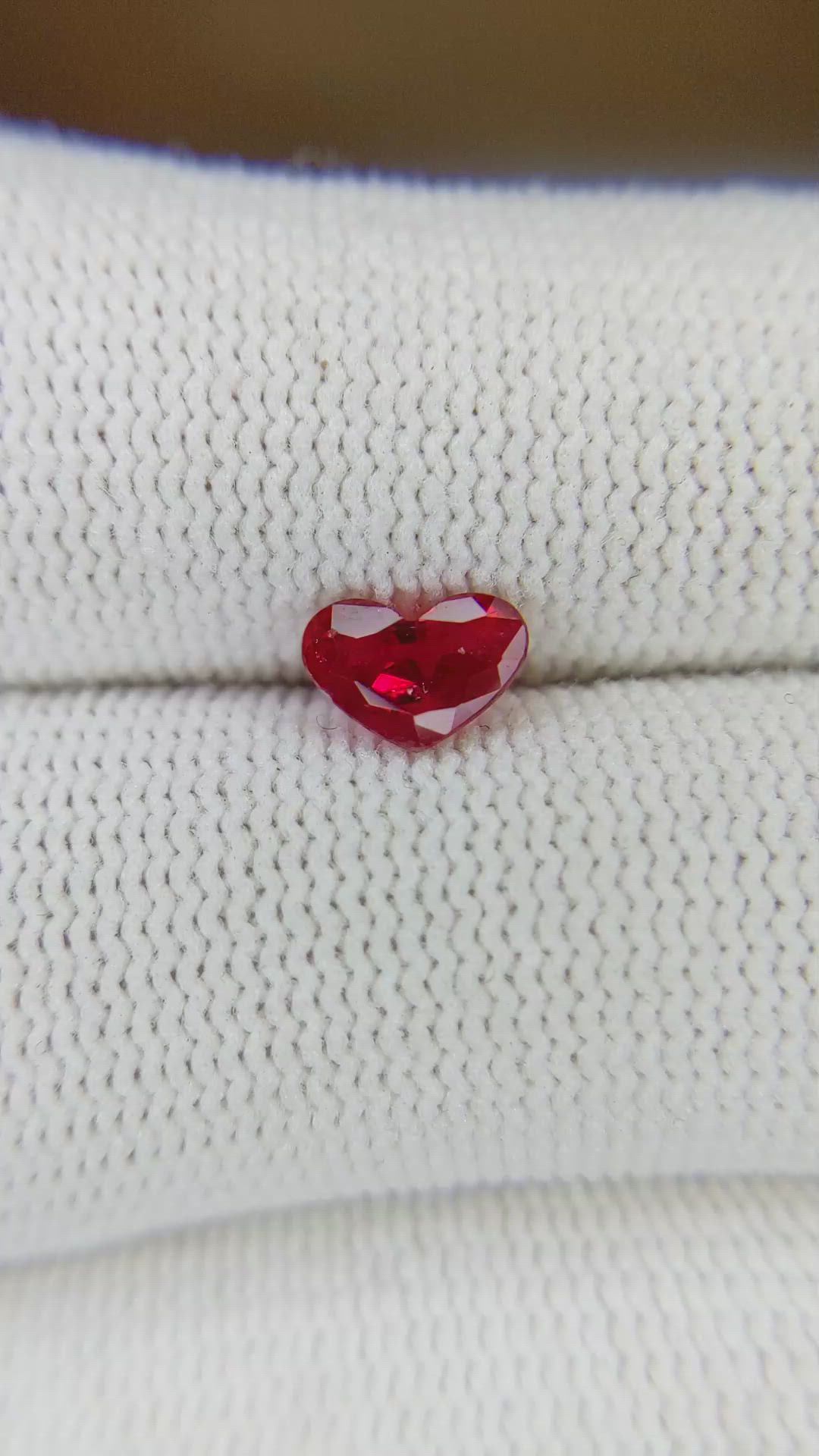 0.87 Ct. Ruby from Mozambique Size Video