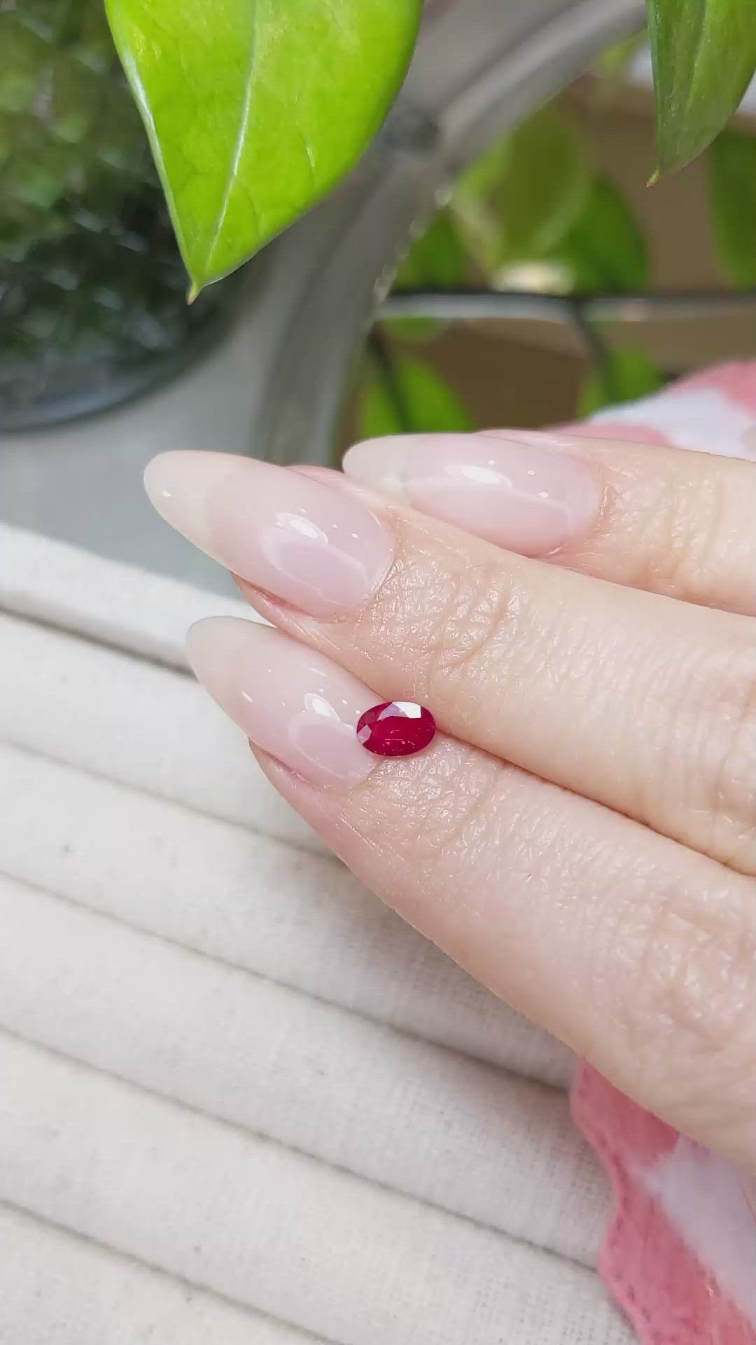 0.52 Ct. Ruby from Ceylon (Sri Lanka) Size Video