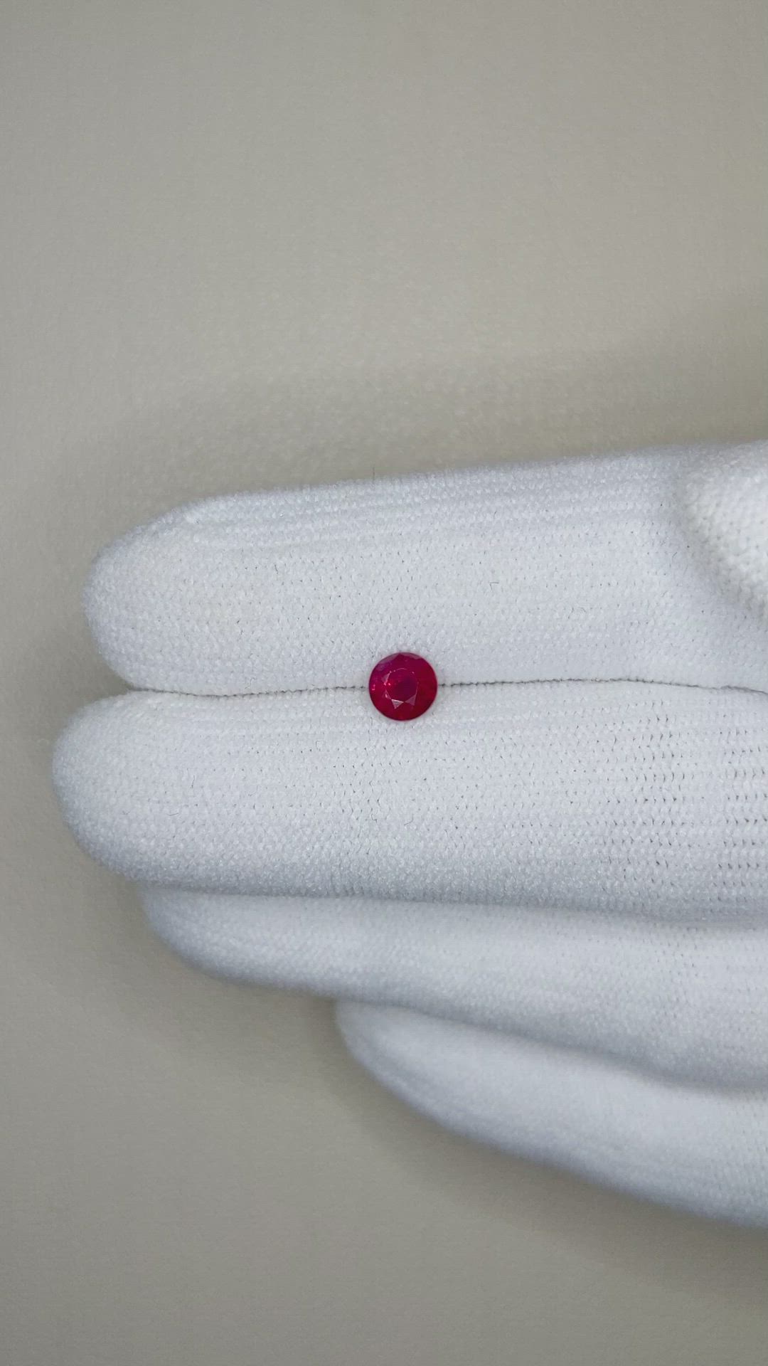 0.55 Ct. Ruby from Mozambique Size Video