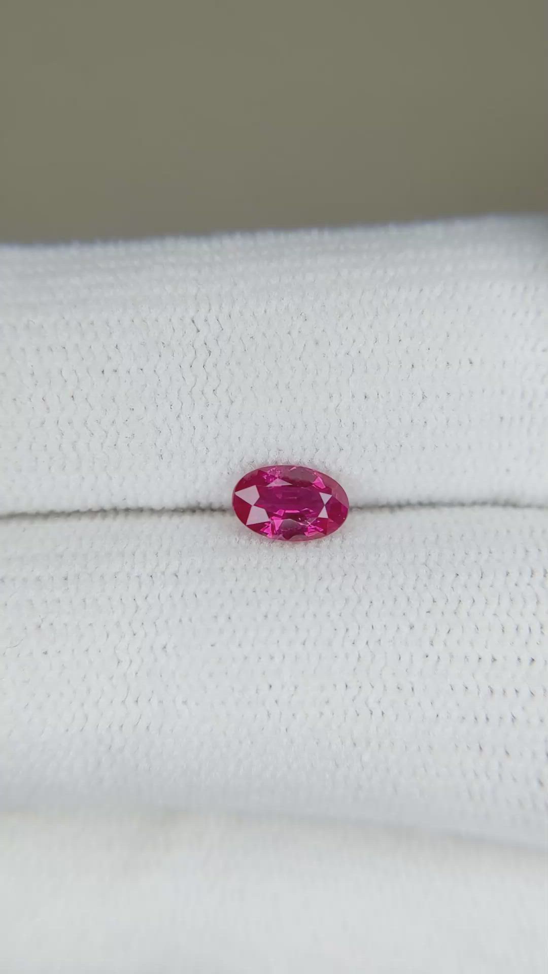 0.46 Ct. Ruby from Burma (Myanmar) Size Video