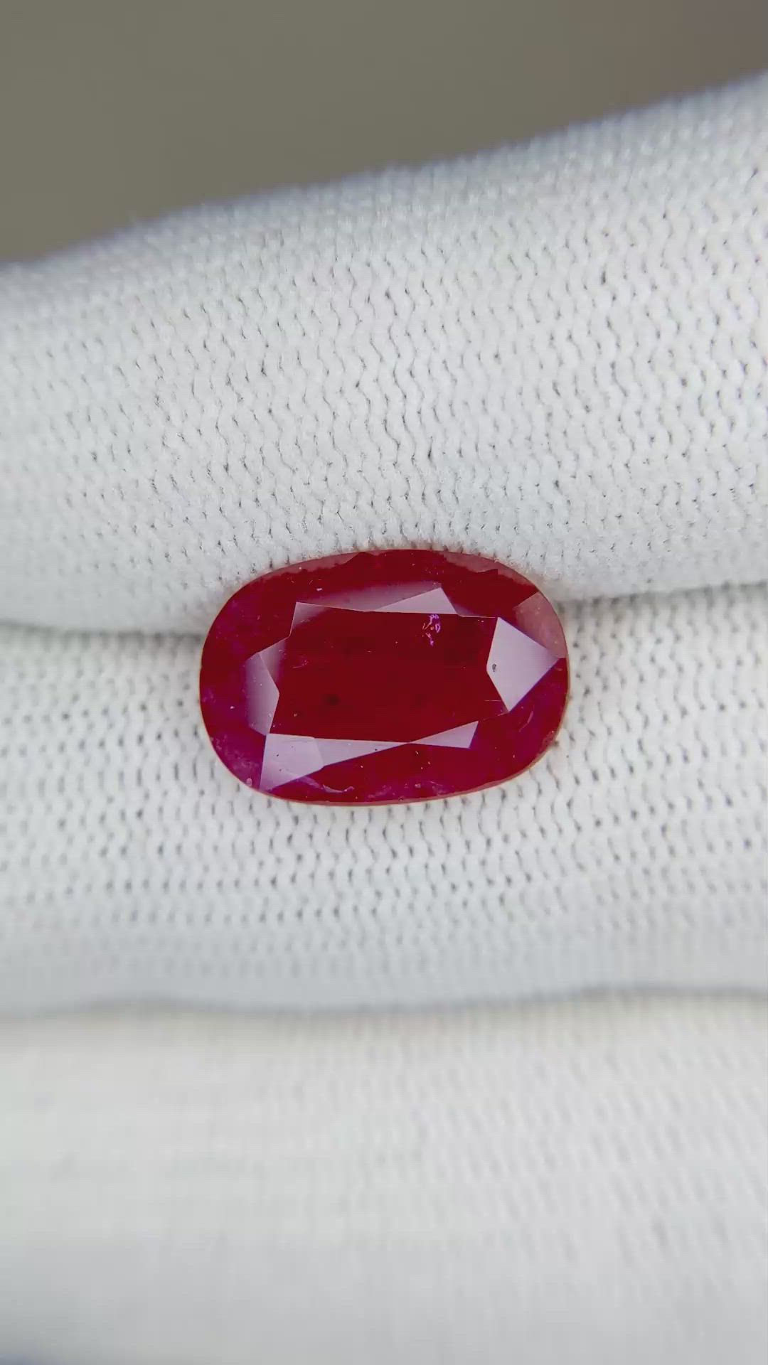 5.06 Ct. Ruby from Mozambique Size Video