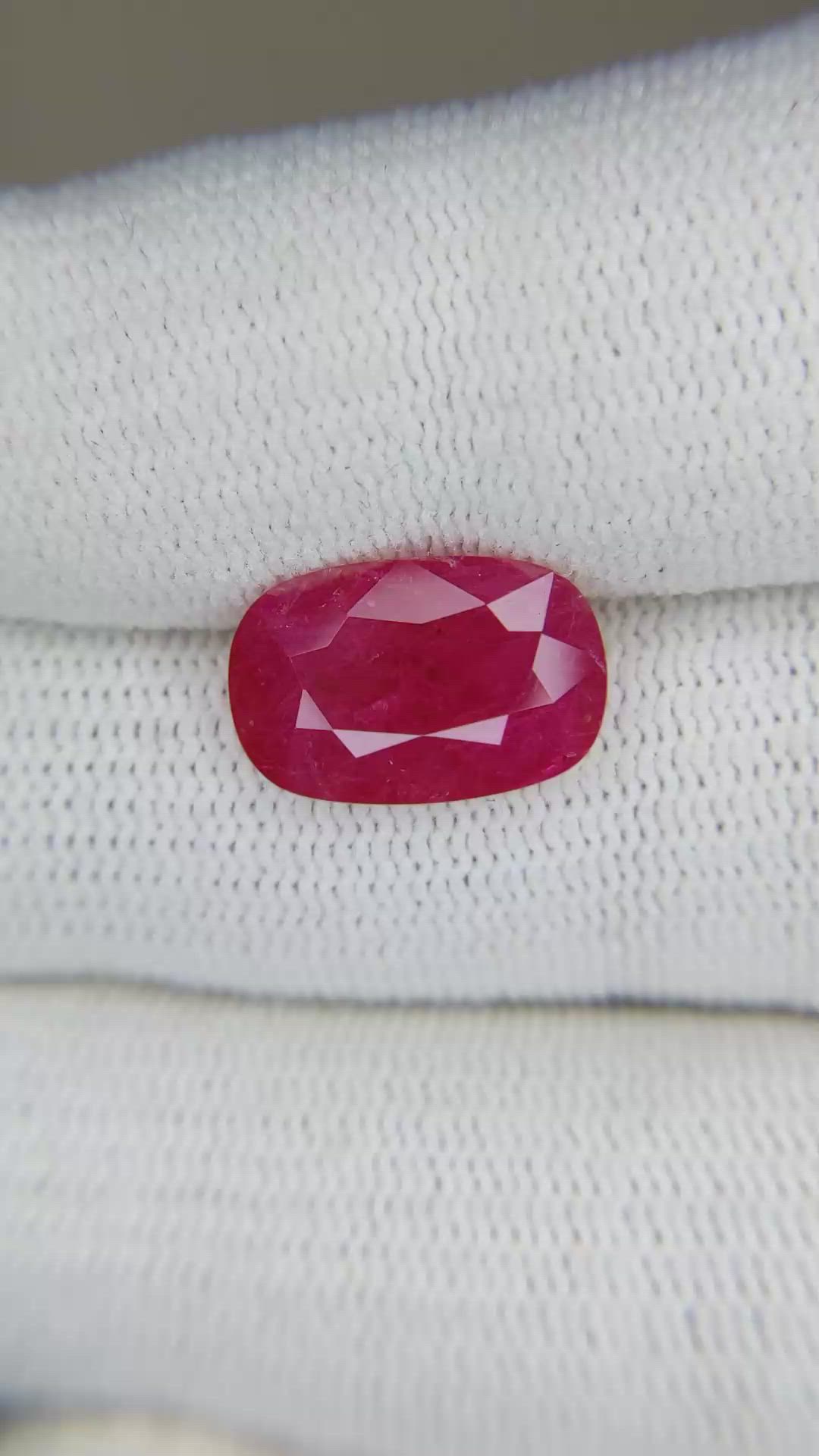 4.66 Ct. Ruby from Mozambique Size Video