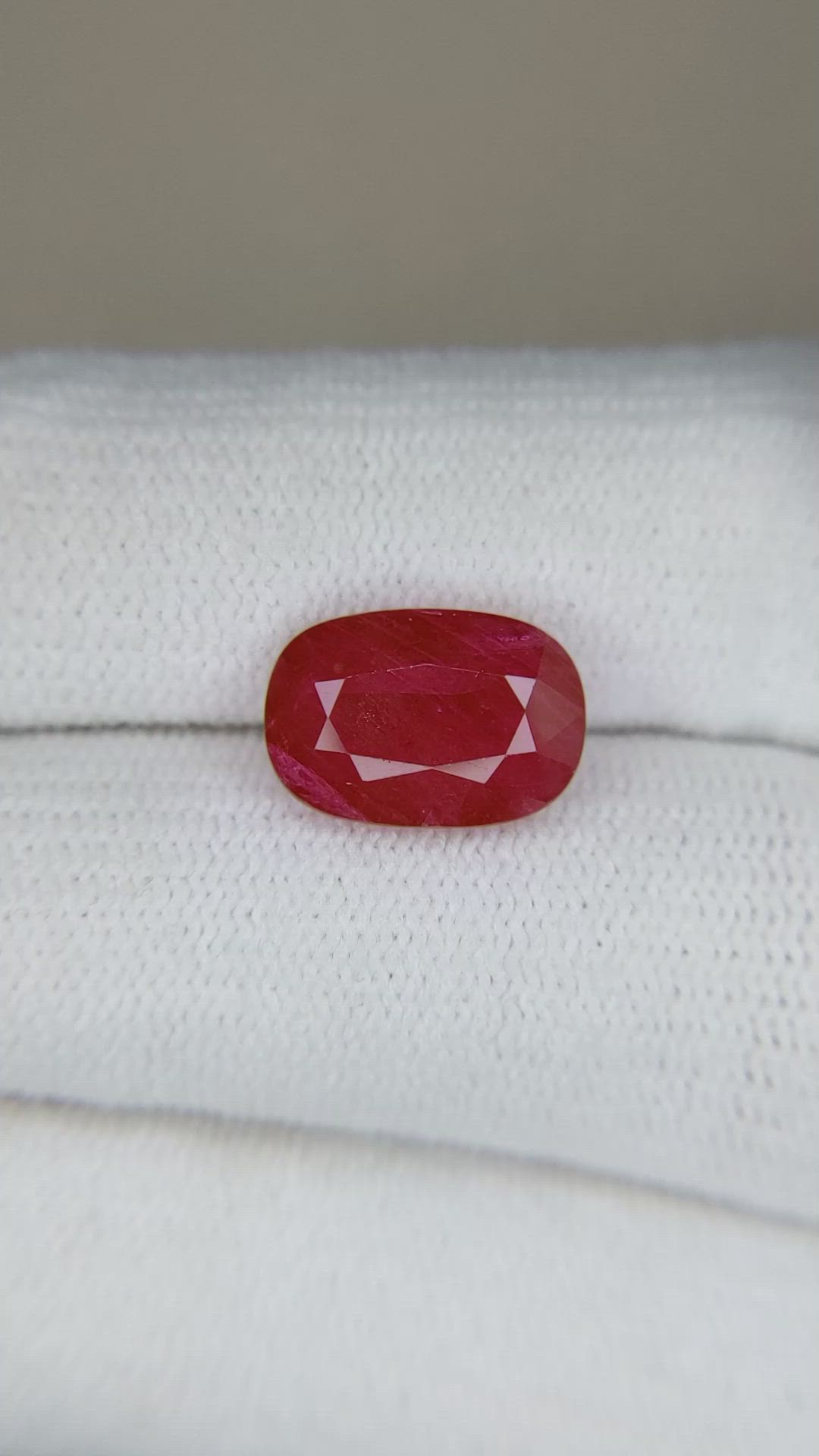 4.95 Ct. Ruby from Mozambique Size Video