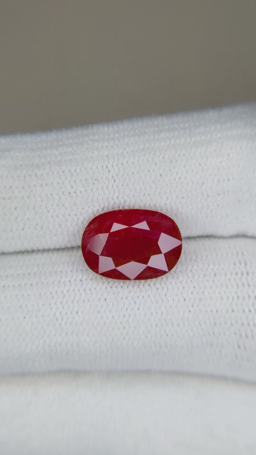 3.87 Ct. Ruby from Mozambique Size Video