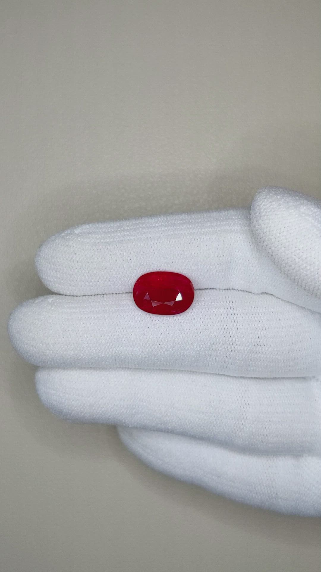 3.87 Ct. Ruby from Mozambique Size Video