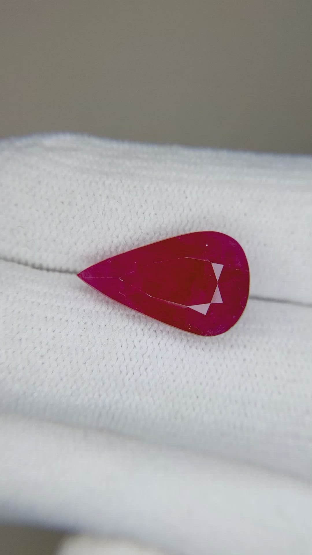 7.73 Ct. Ruby from Mozambique Size Video
