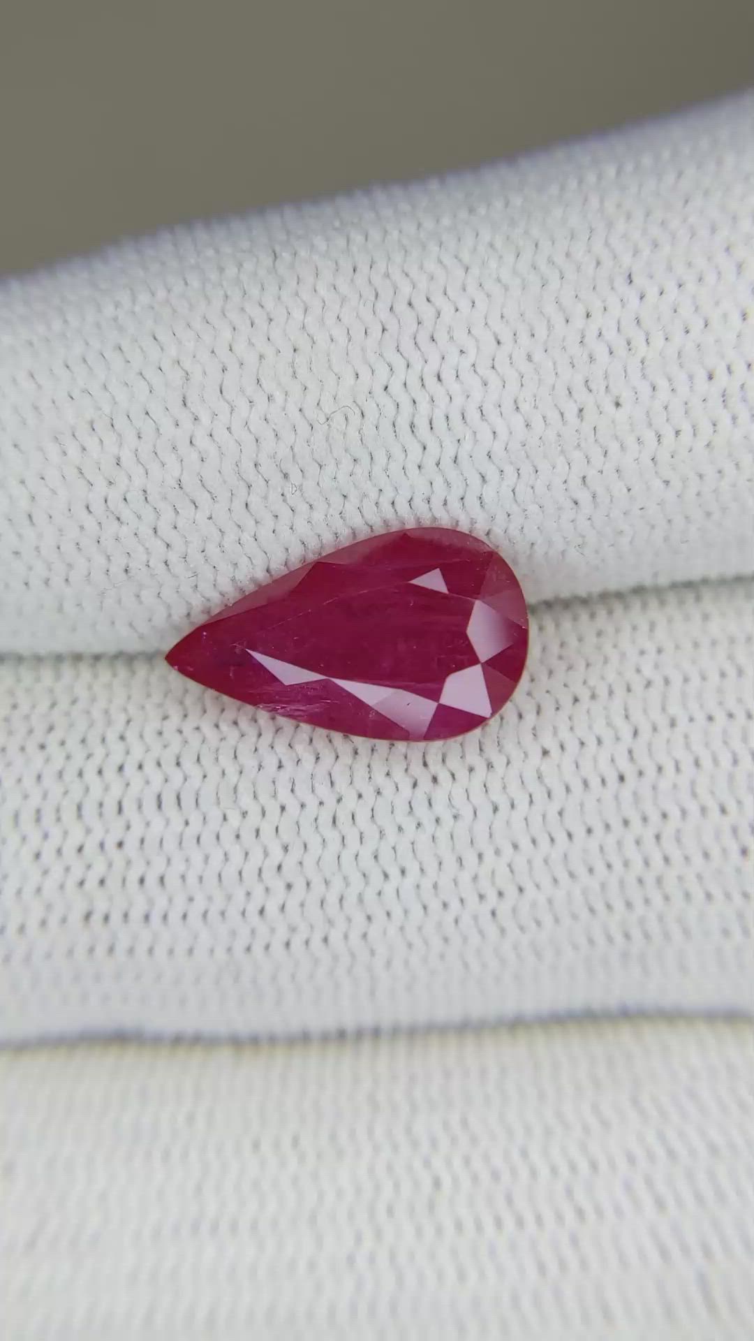 4.55 Ct. Ruby from Mozambique Size Video