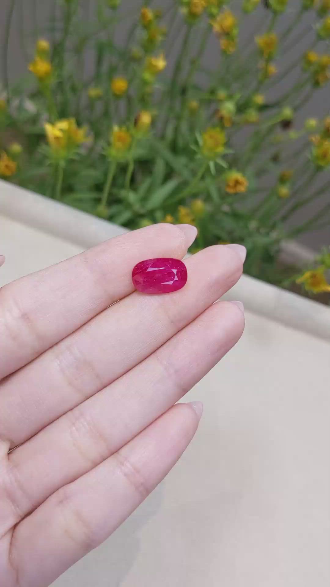 5.32 Ct. Ruby from Mozambique Size Video