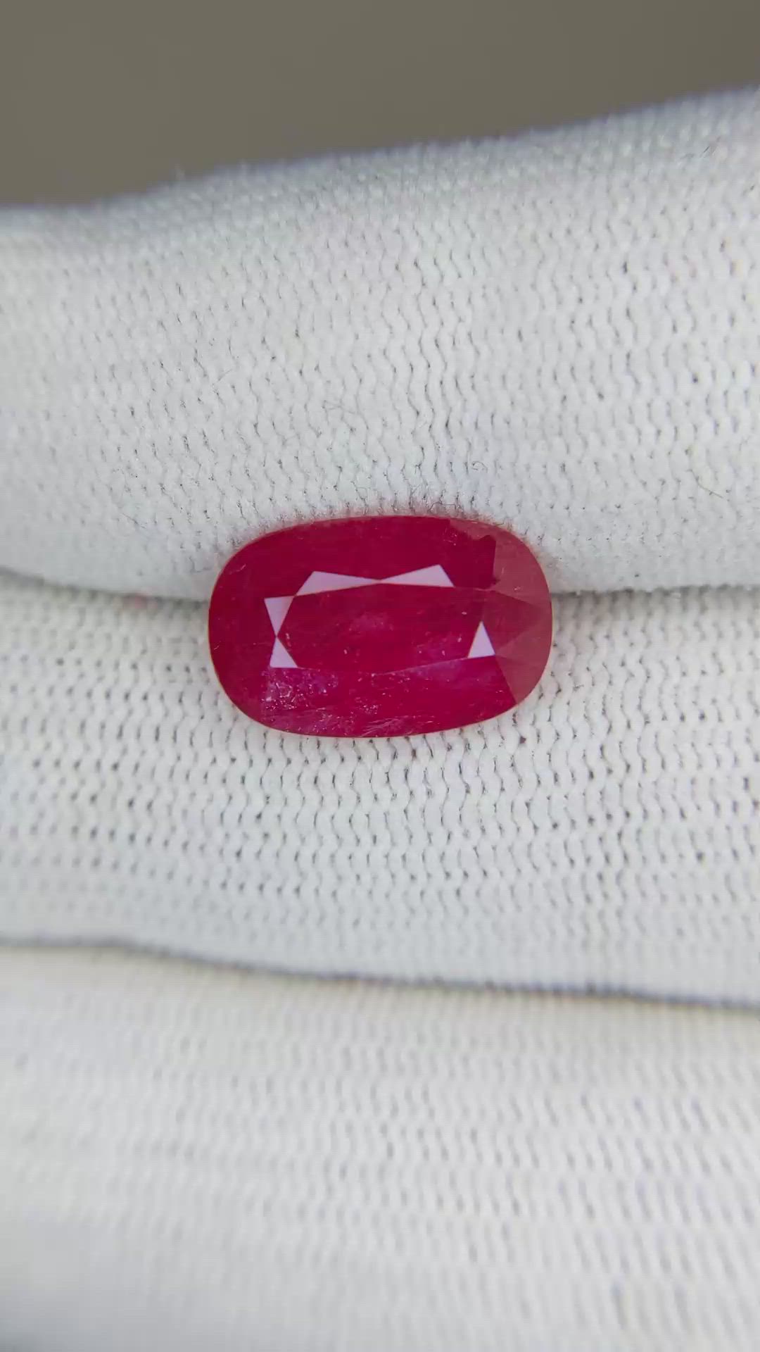 5.32 Ct. Ruby from Mozambique Size Video