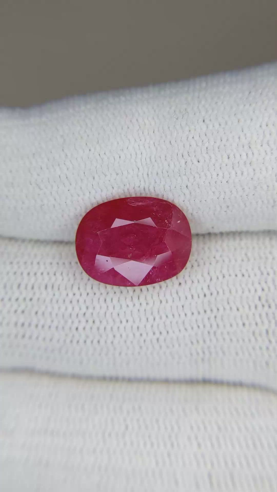 5.89 Ct. Ruby from Mozambique Size Video