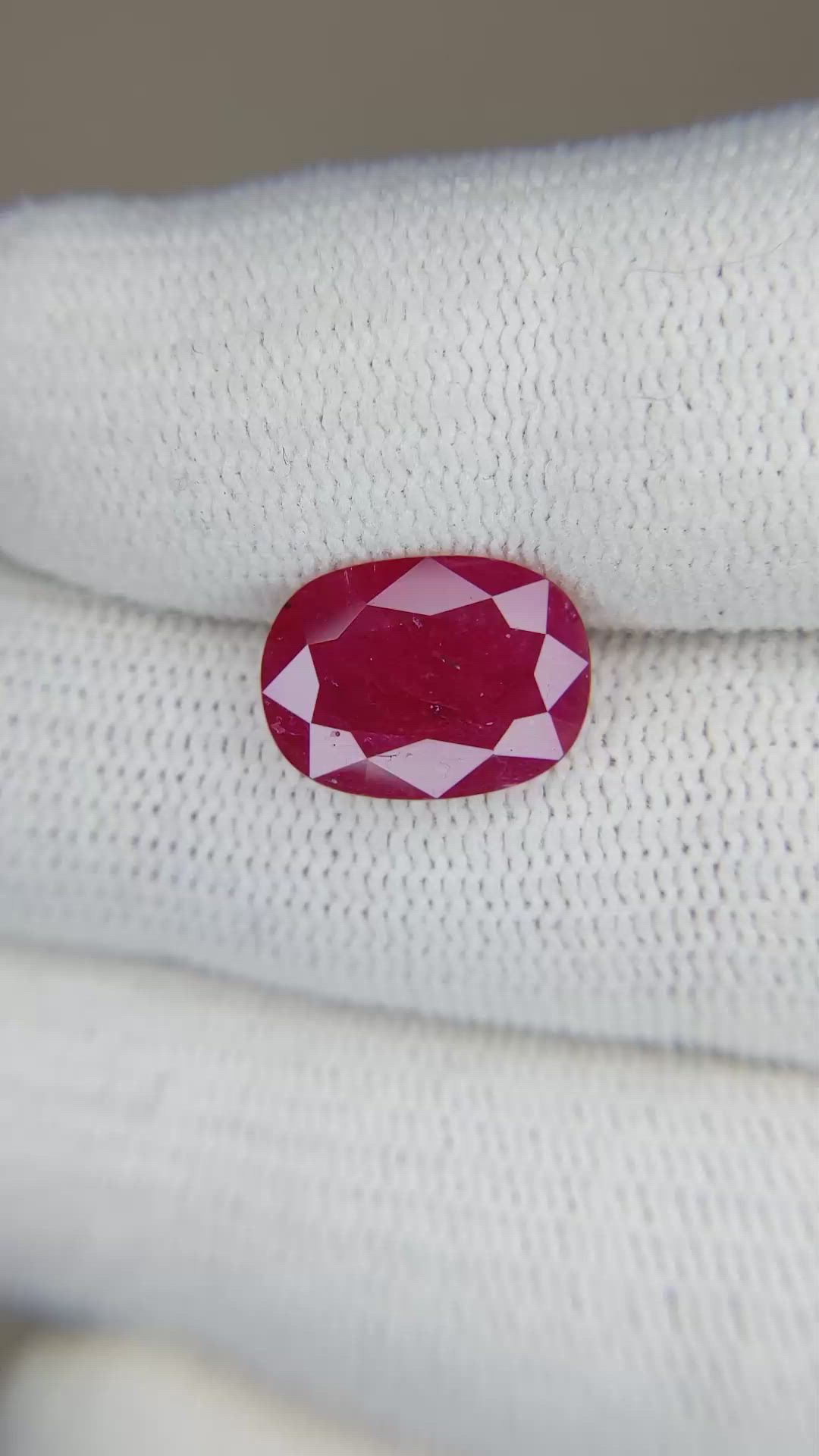 3.80 Ct. Ruby from Mozambique Size Video