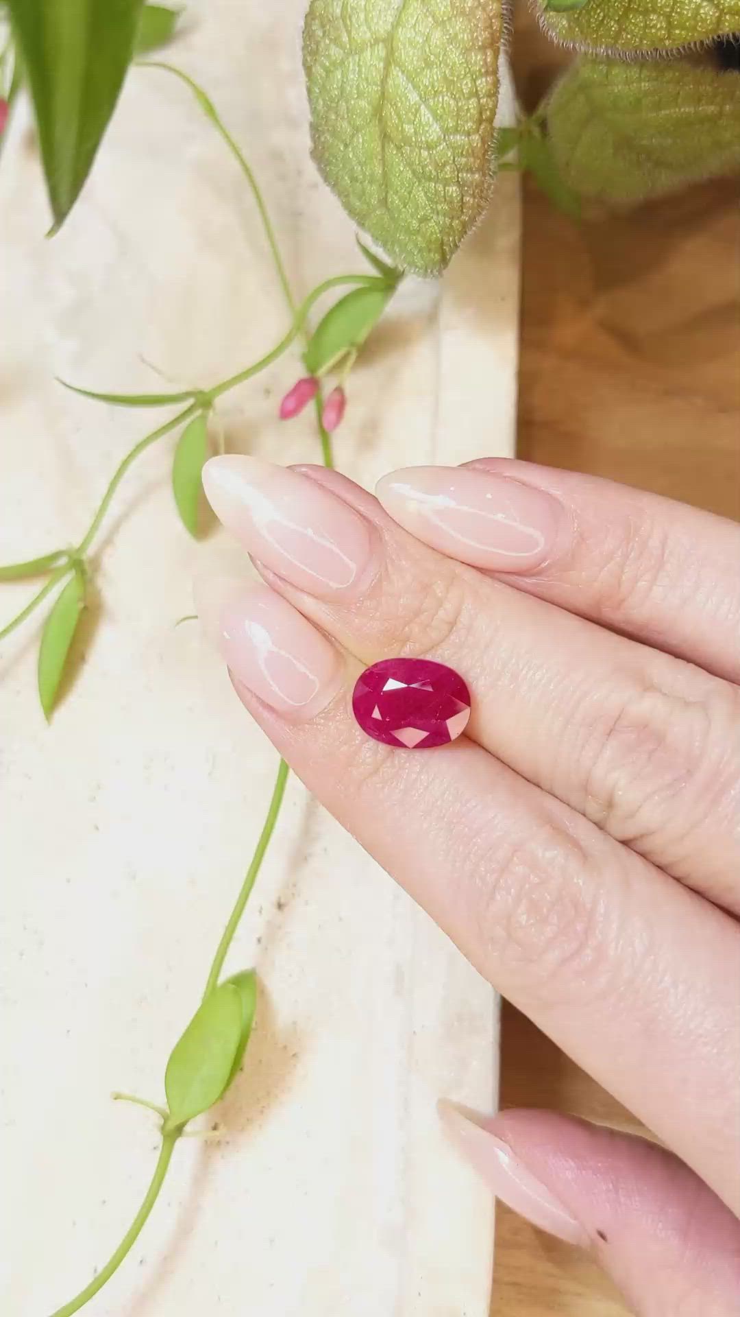 4.90 Ct. Ruby from Mozambique Size Video
