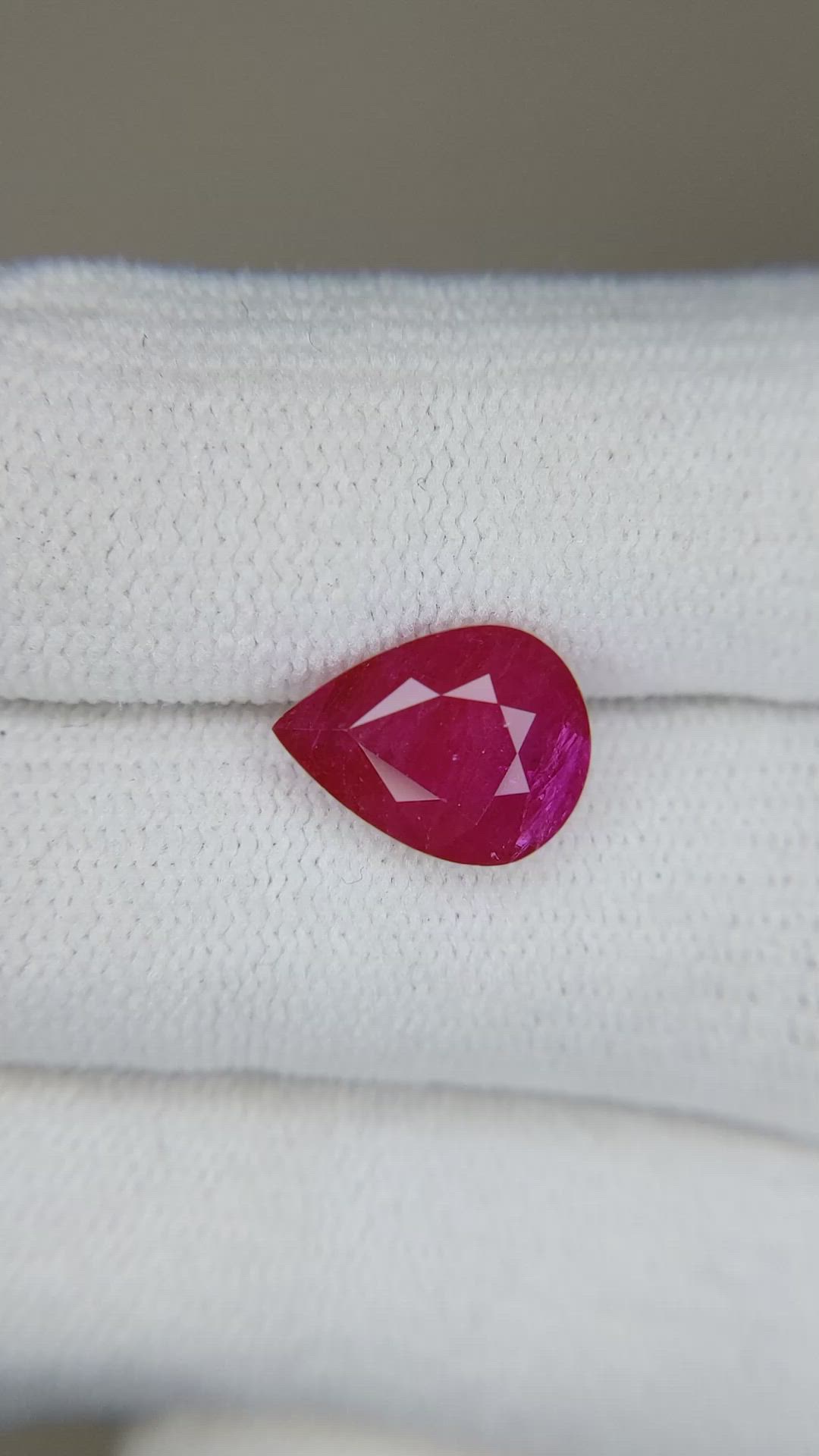 2.95 Ct. Ruby from Mozambique Size Video