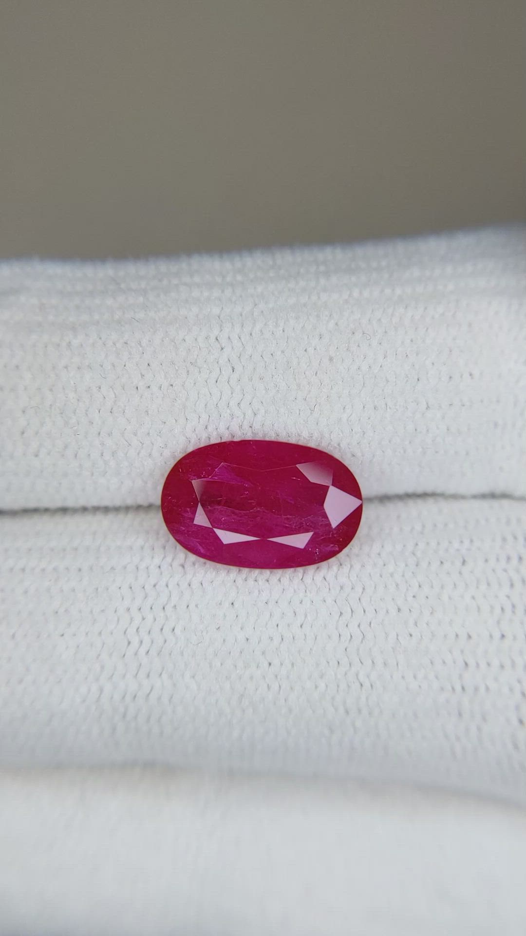 2.85 Ct. Ruby from Mozambique Size Video