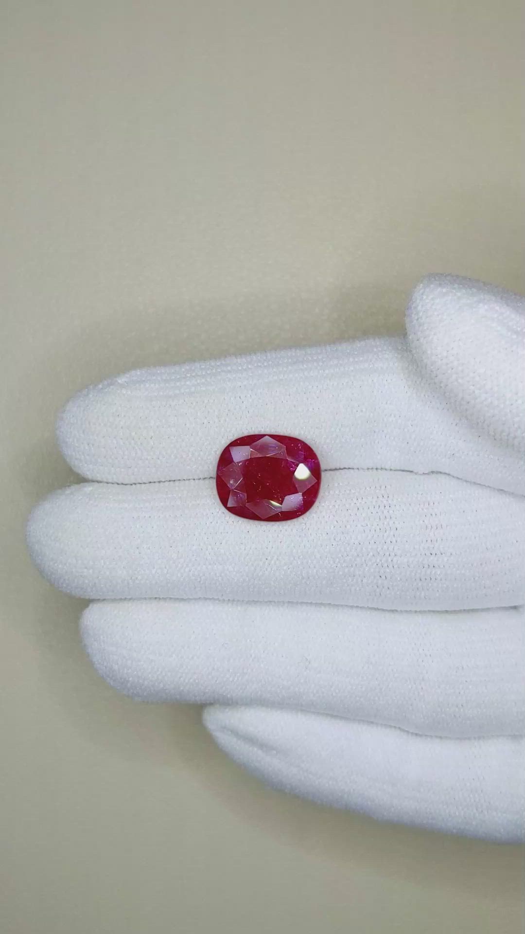 4.79 Ct. Ruby from Mozambique Size Video