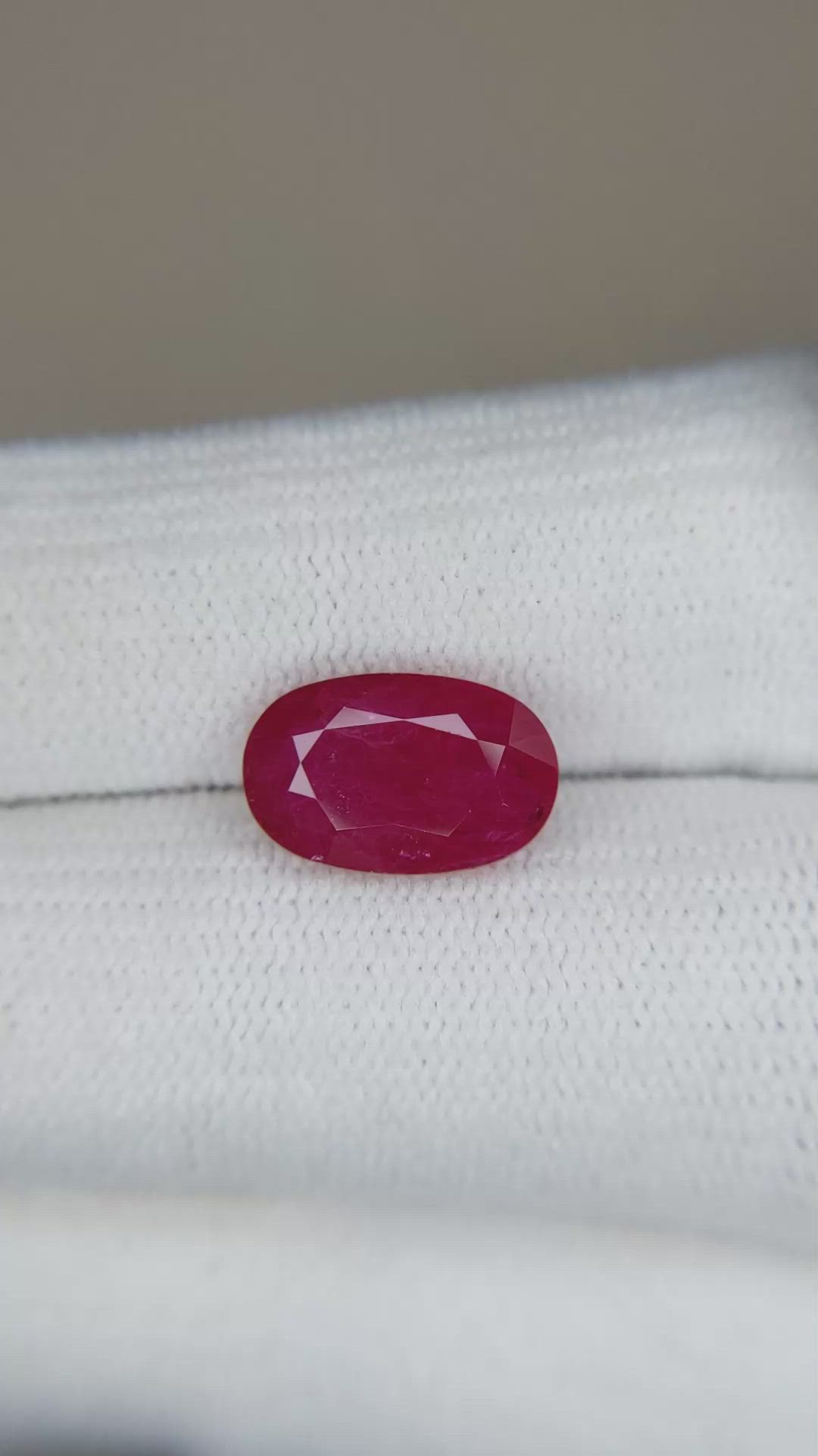 4.05 Ct. Ruby from Mozambique Size Video