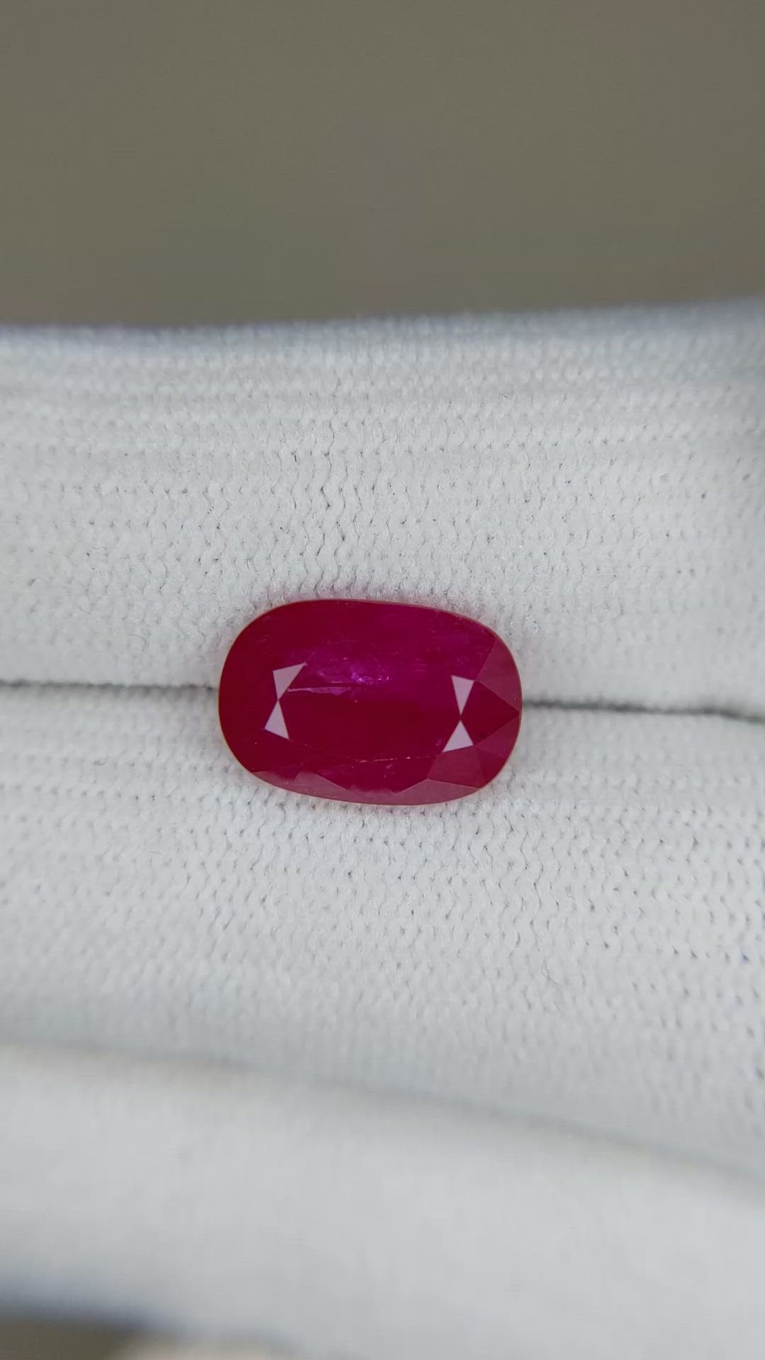 3.97 Ct. Ruby from Mozambique Size Video