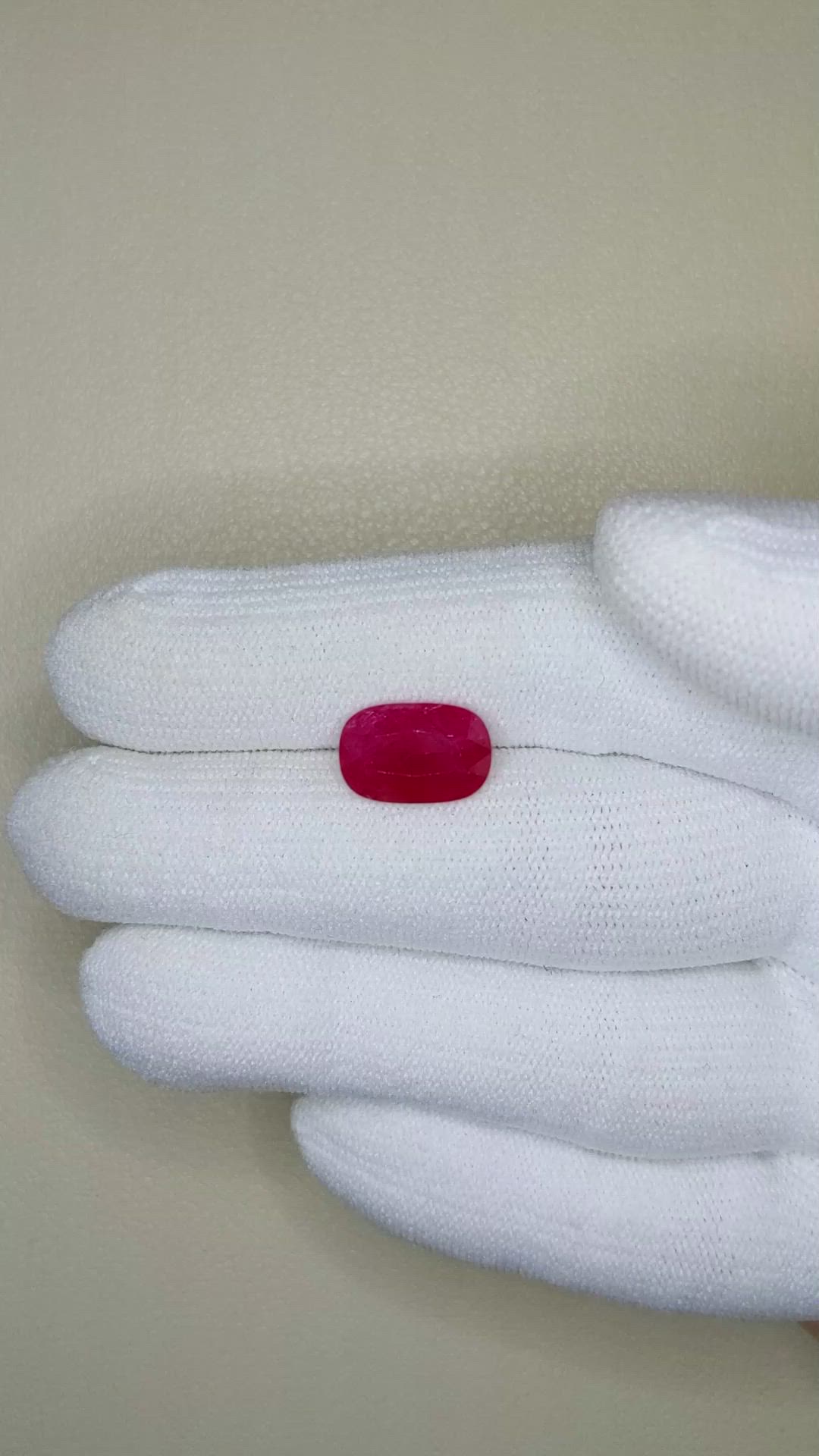 3.87 Ct. Ruby from Mozambique Size Video