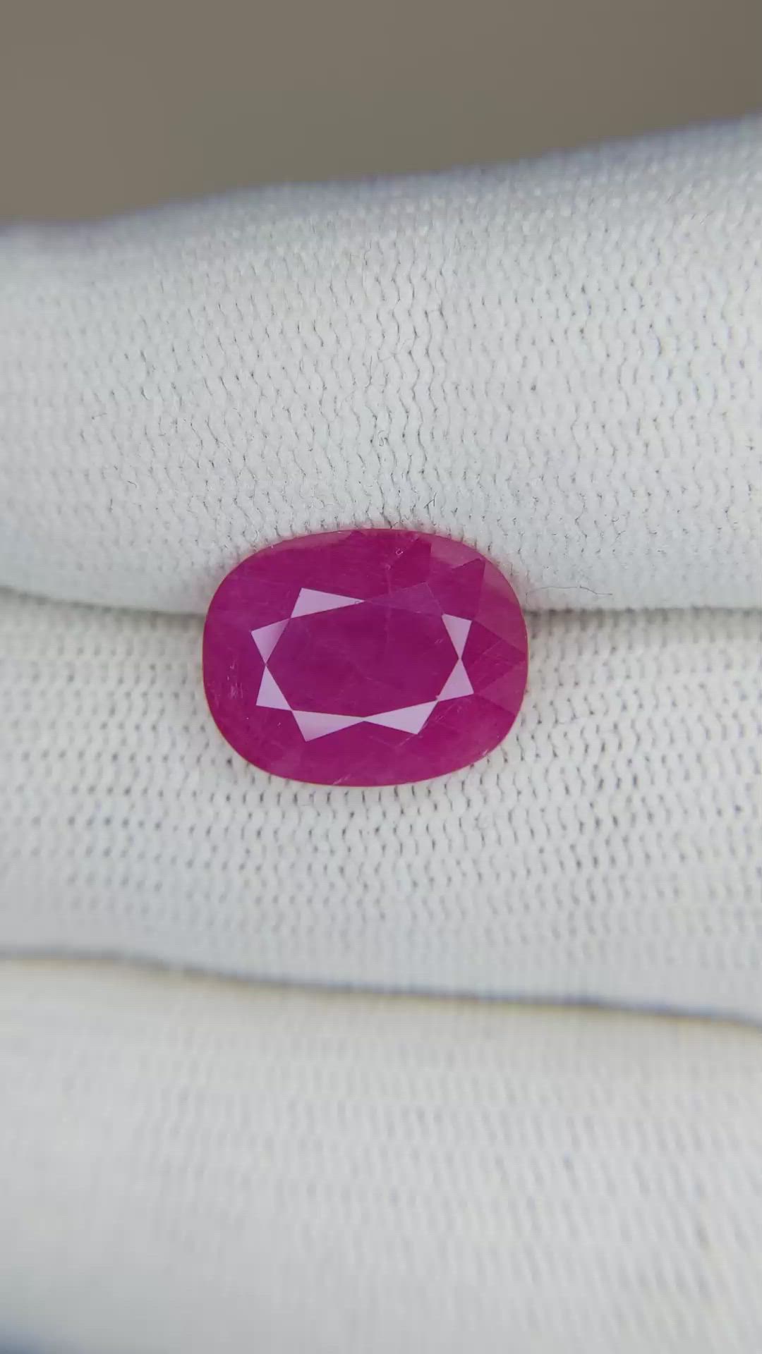 5.51 Ct. Ruby from Mozambique Size Video