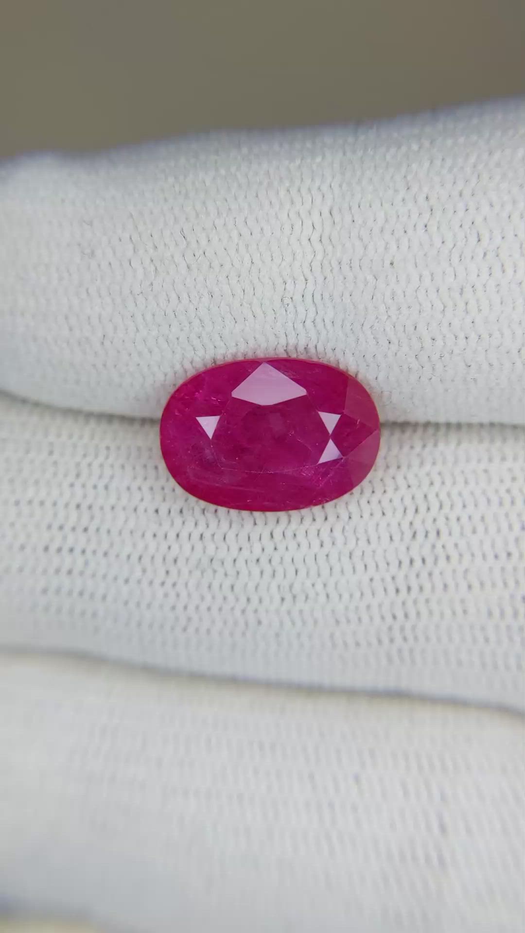 5.07 Ct. Ruby from Mozambique Size Video