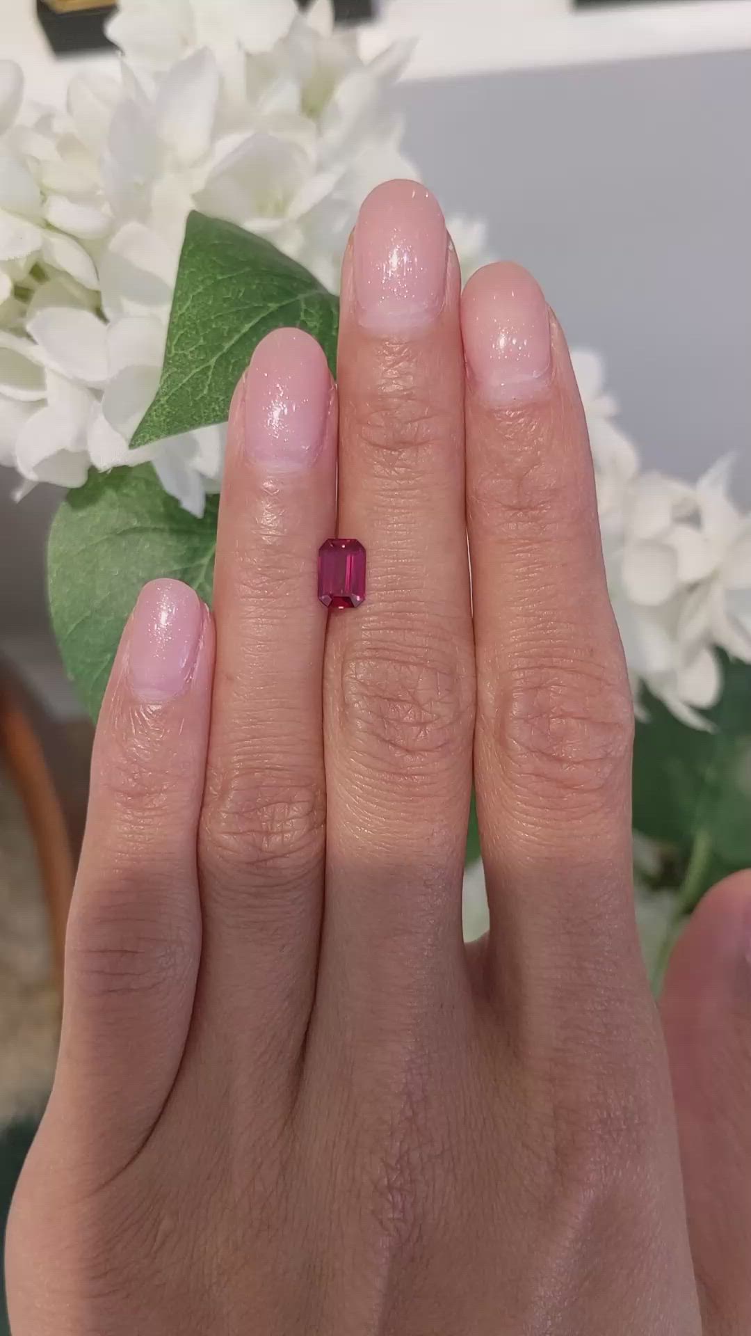 1.00 Ct. Ruby from Mozambique Size Video