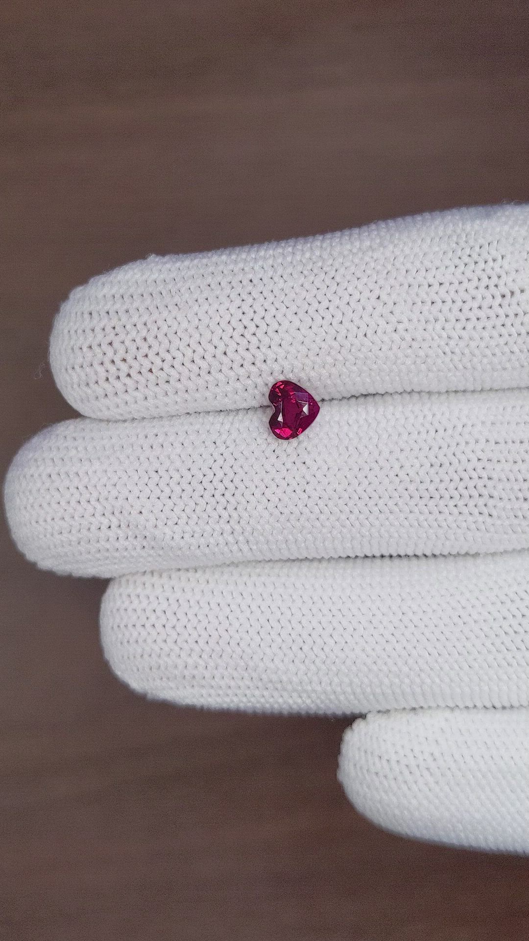 1.00 Ct. Ruby from Tanzania Size Video
