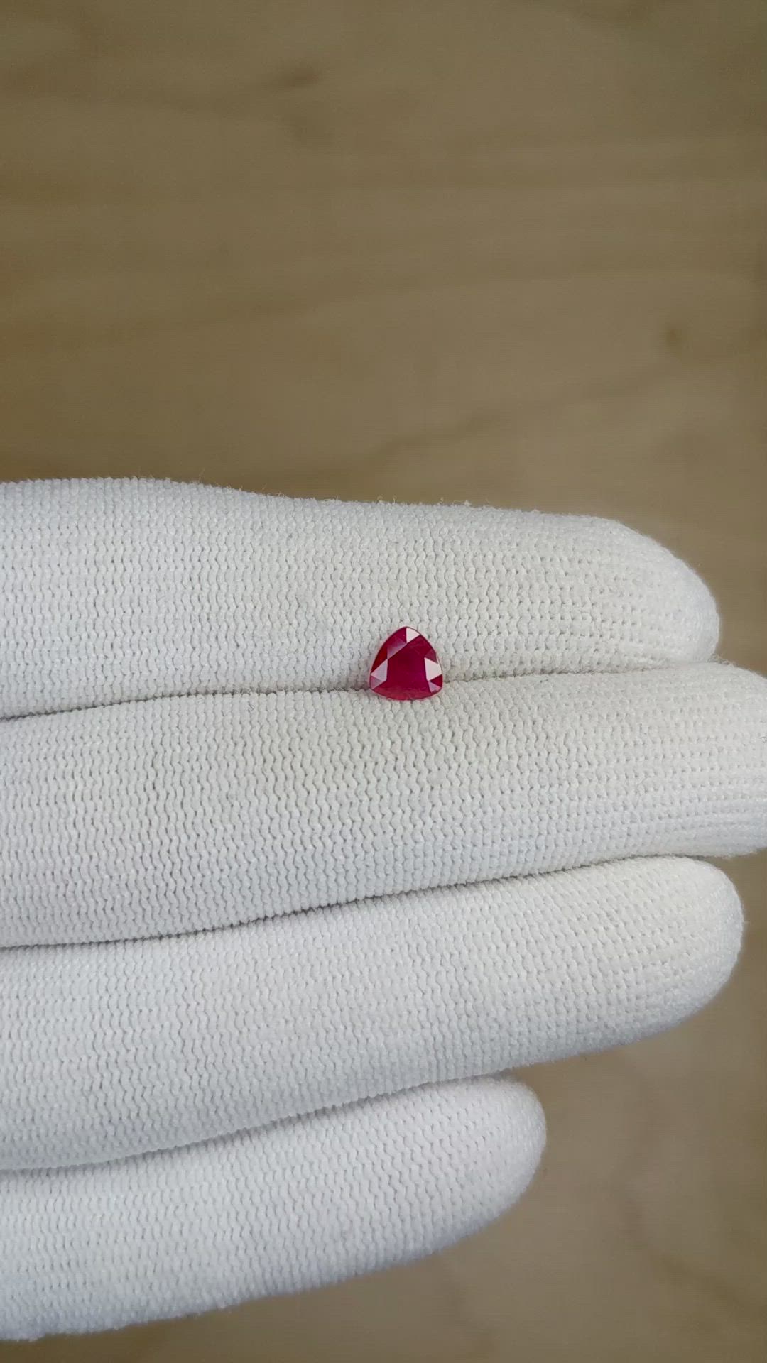 0.63 Ct. Ruby from Mozambique Size Video