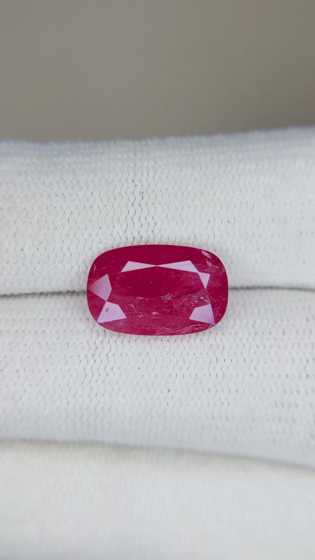 4.52 Ct. Ruby from Mozambique Size Video