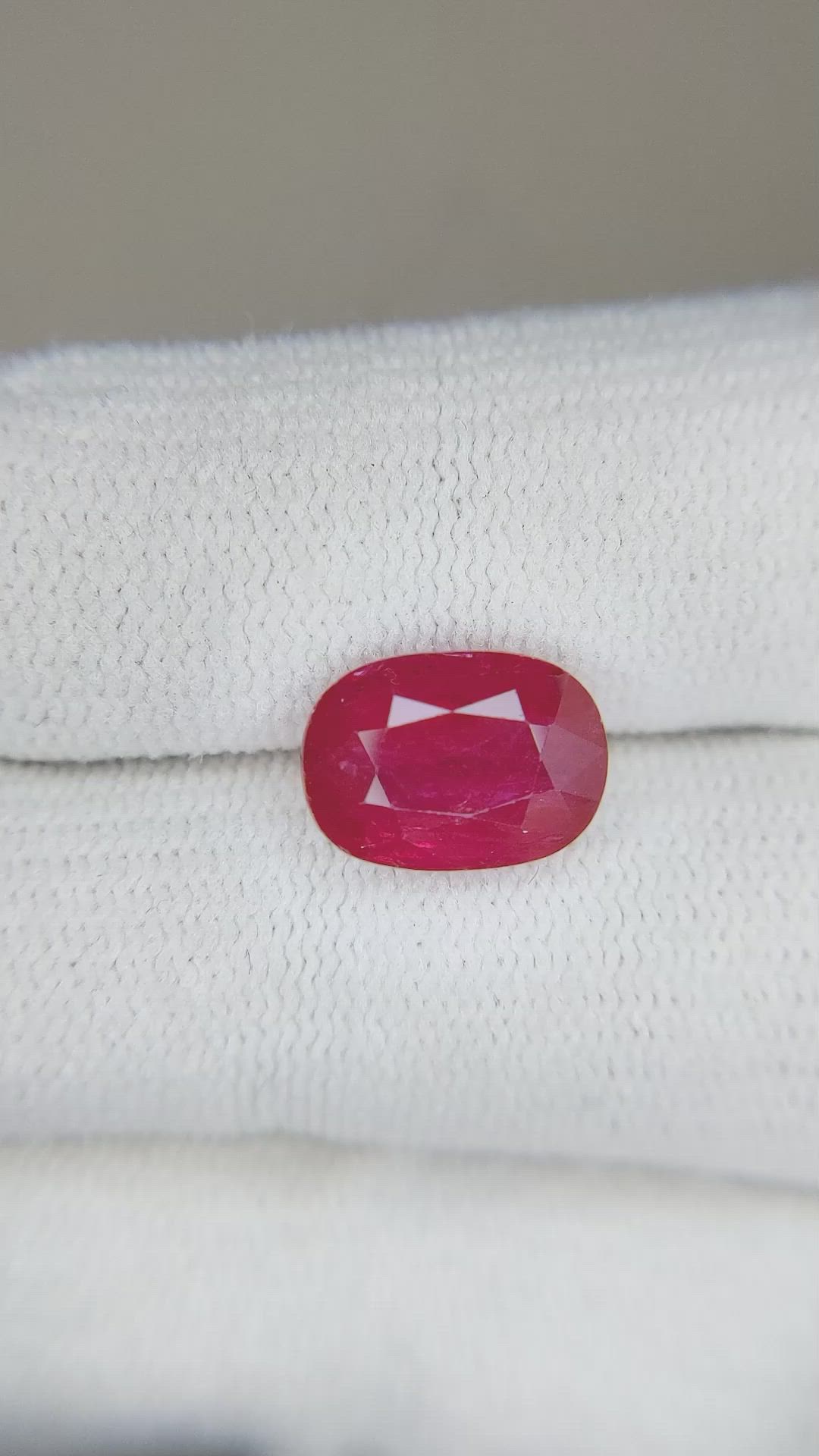4.03 Ct. Ruby from Mozambique Size Video
