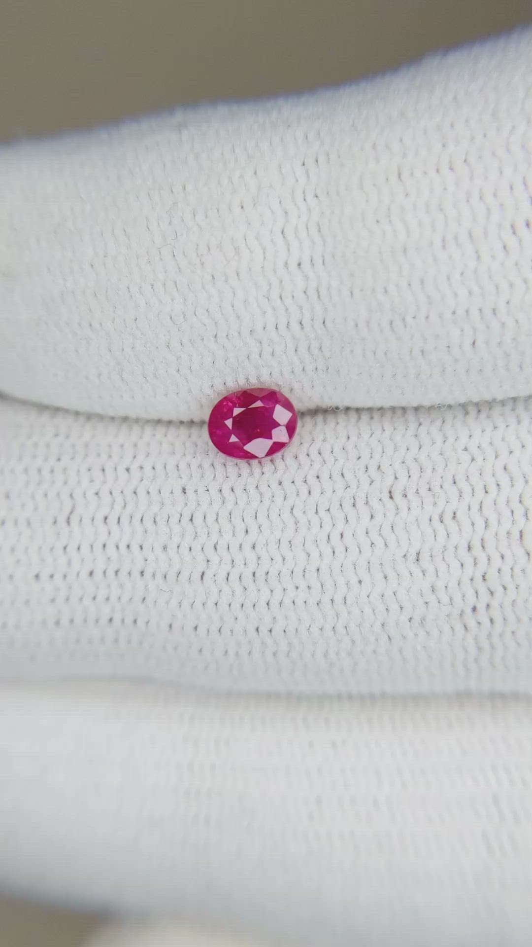 0.45 Ct. Ruby from Burma (Myanmar) Size Video