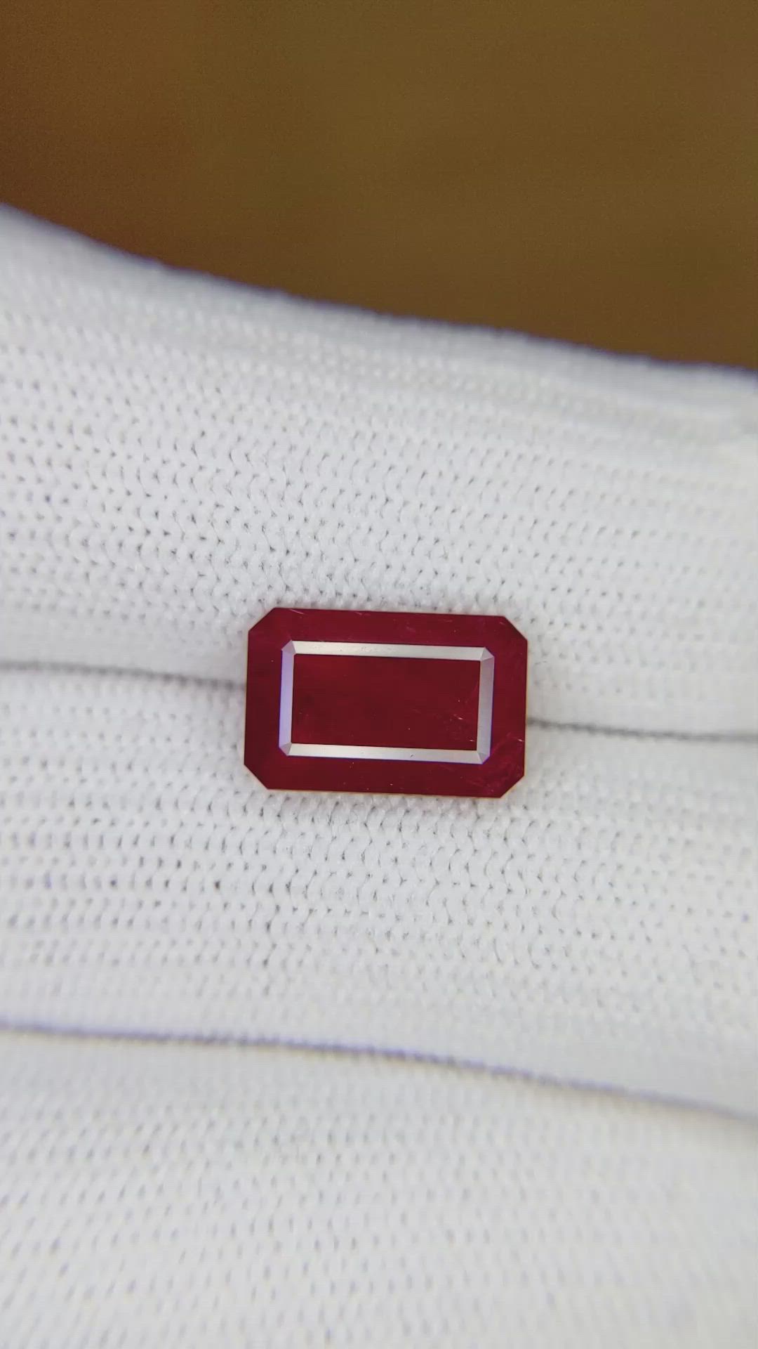 4.03 Ct. Ruby from Mozambique Size Video