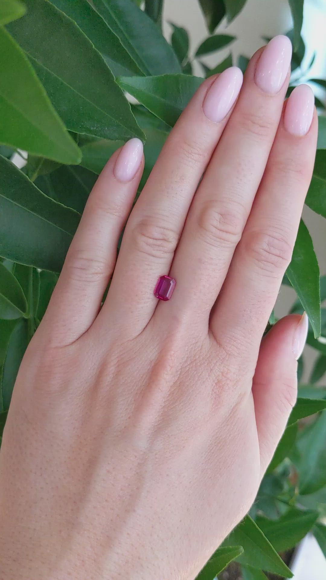 1.00 Ct. Ruby from Mozambique Size Video