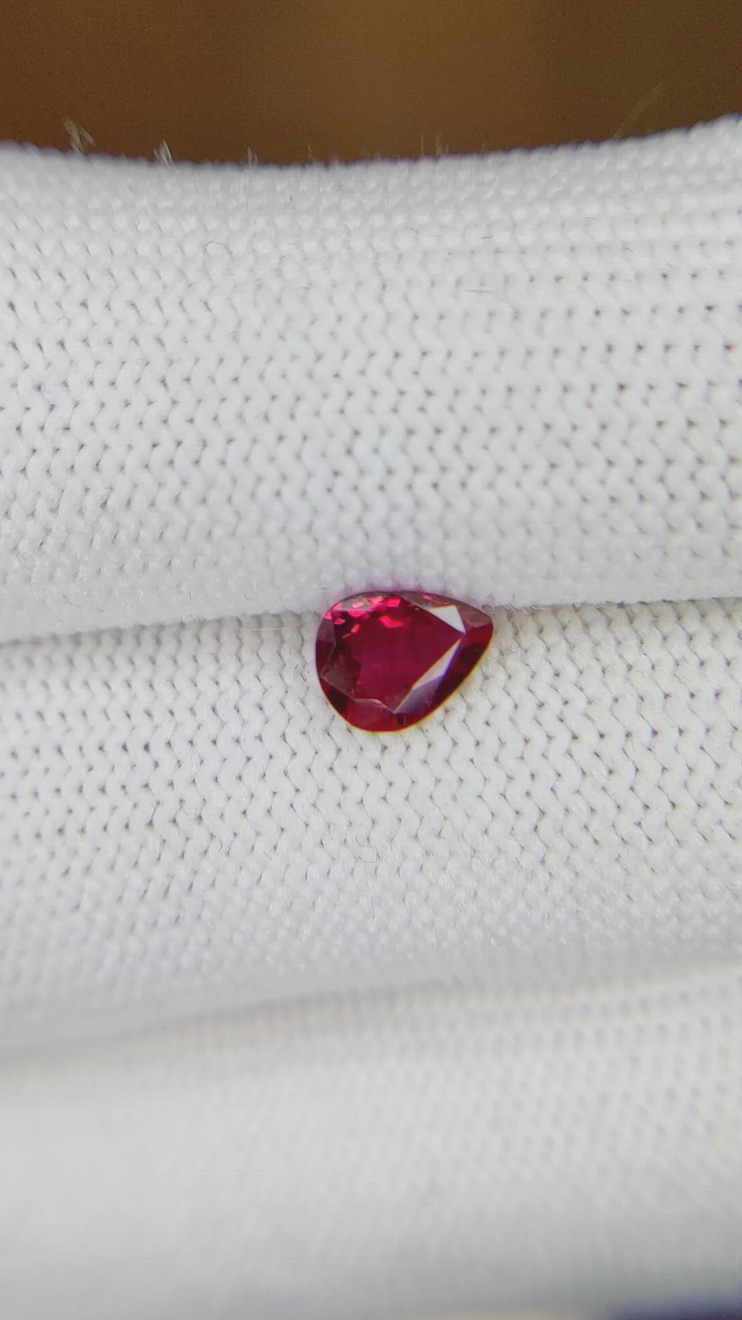 0.71 Ct. Ruby from Ceylon (Sri Lanka) Size Video