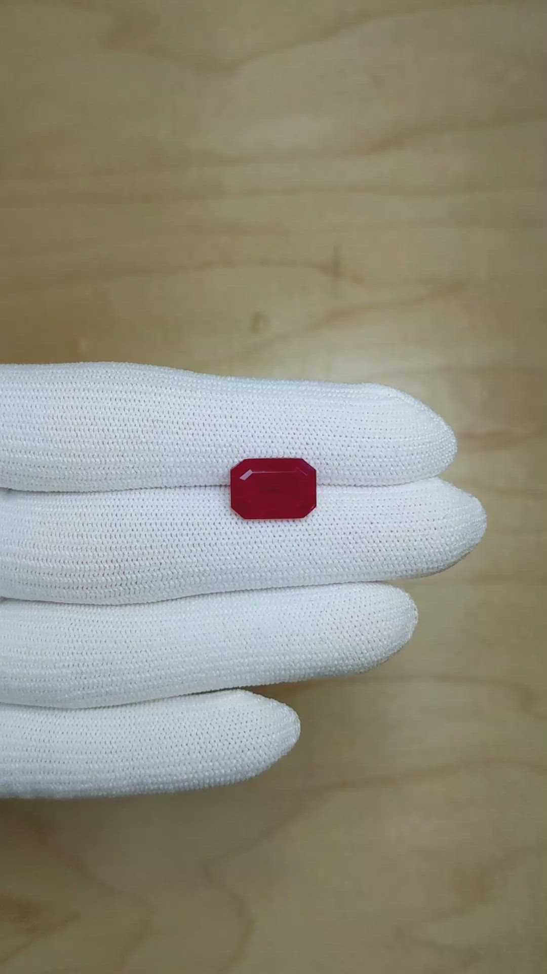 5.51 Ct. Ruby from Burma (Myanmar) Size Video