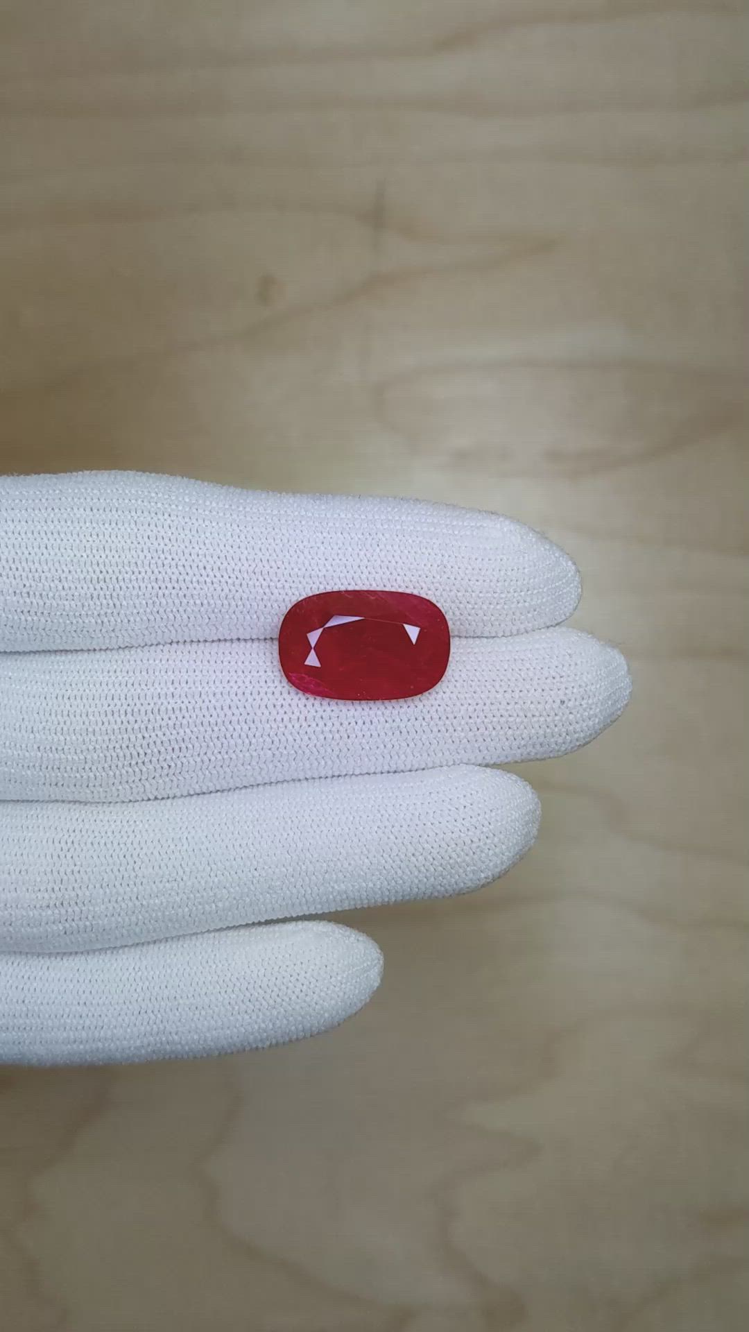 10.79 Ct. Ruby from Mozambique Size Video