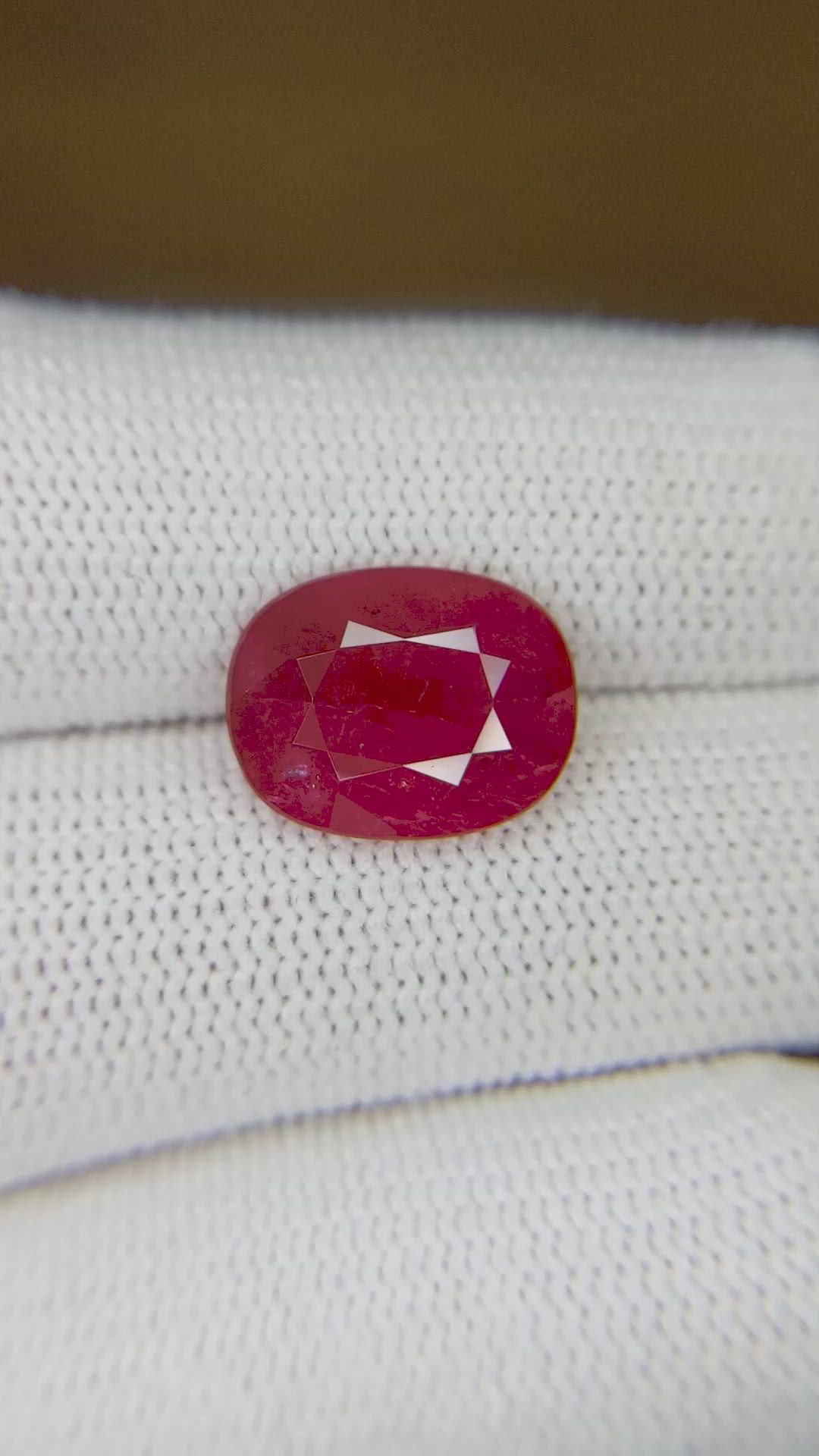 5.31 Ct. Ruby from Mozambique Size Video