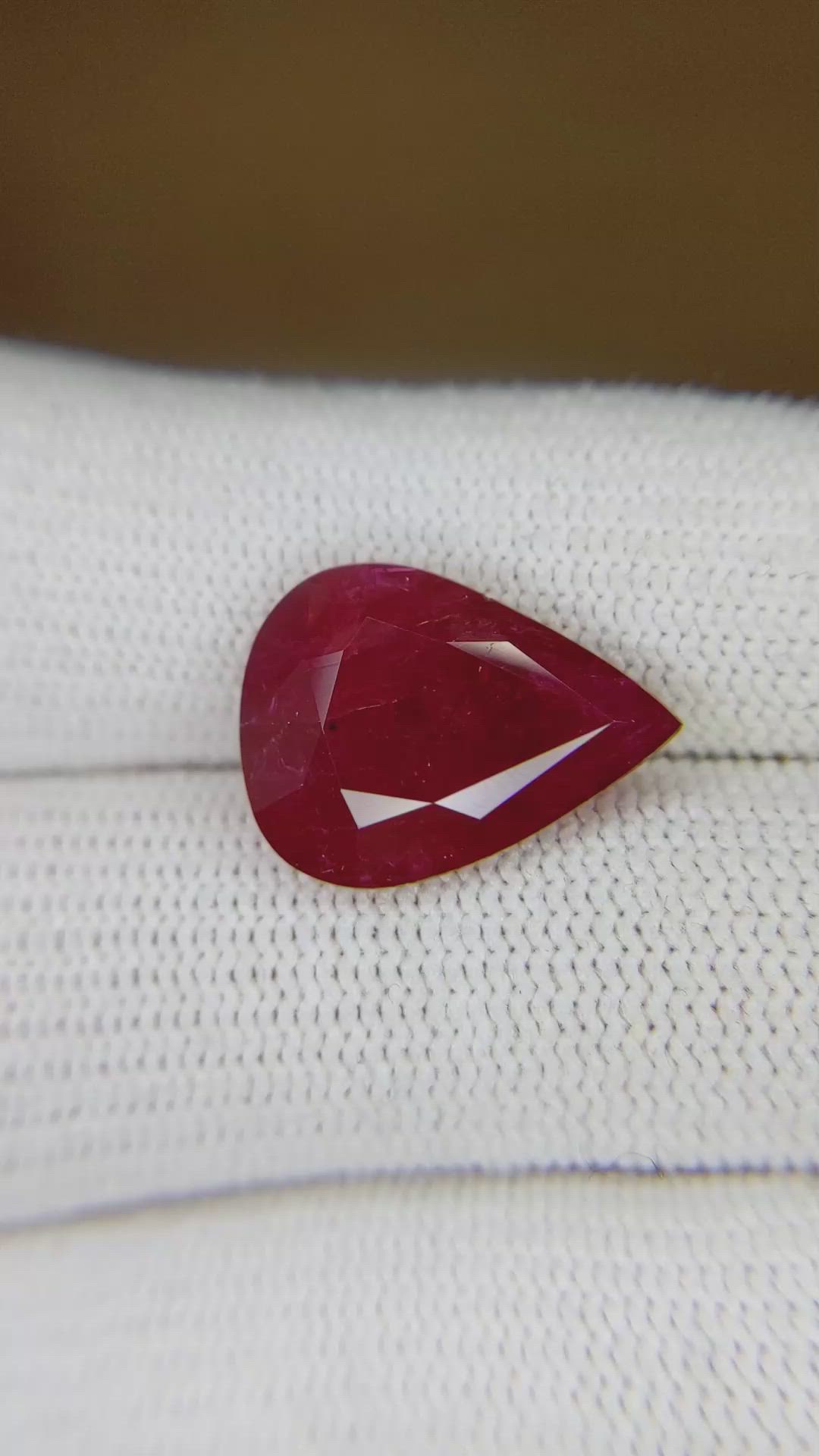 8.41 Ct. Ruby from Mozambique Size Video