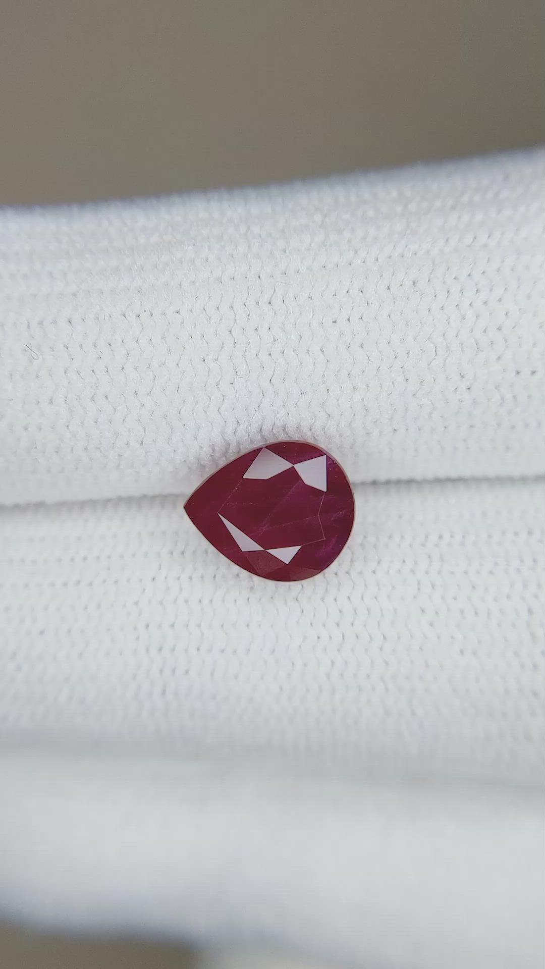 2.07 Ct. Ruby from Burma (Myanmar) Size Video
