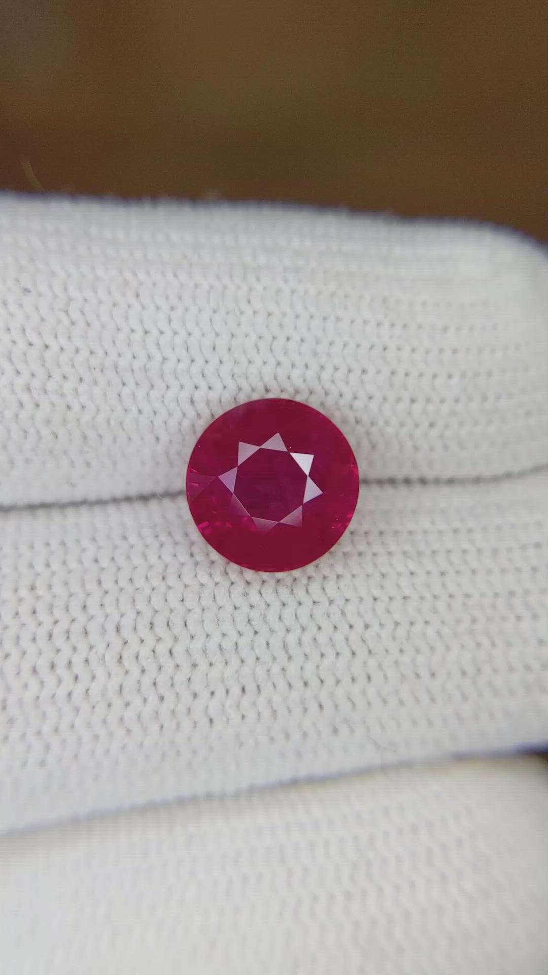 3.00 Ct. Ruby from Burma (Myanmar) Size Video