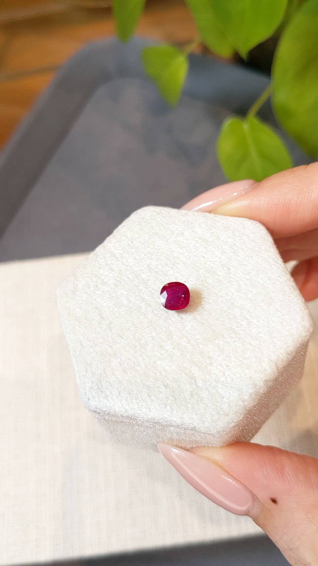 1.00 Ct. Ruby from Burma (Myanmar) Size Video