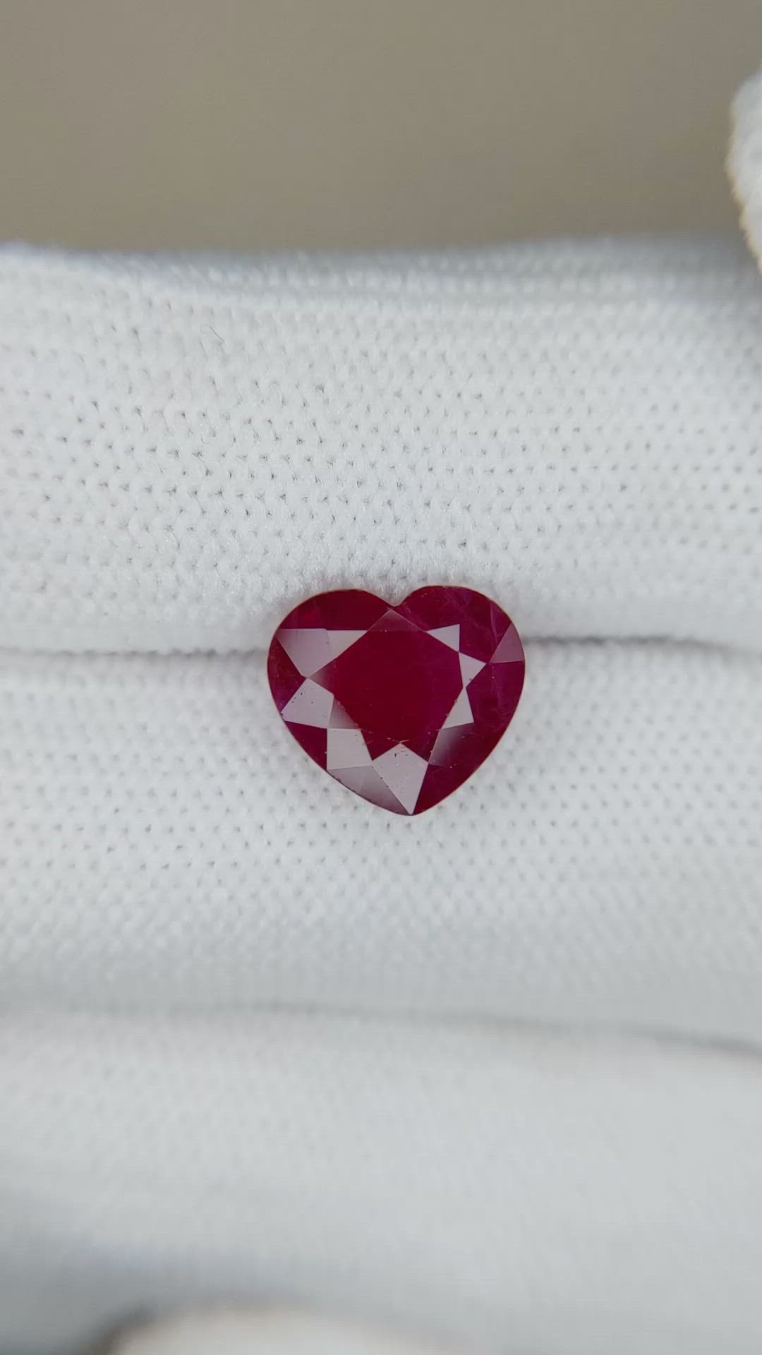 4.10 Ct. Ruby from Burma (Myanmar) Size Video