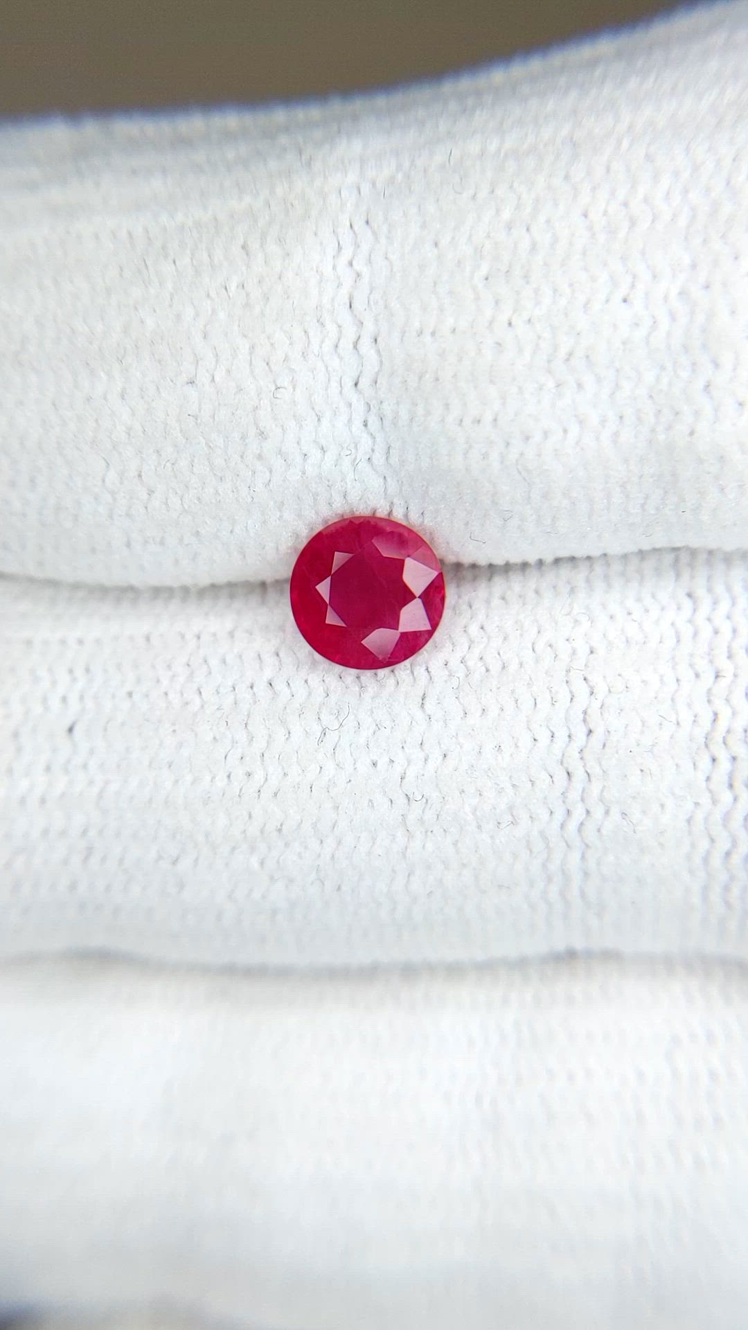 0.92 Ct. Pinkish Red Ruby from Mozambique Size Video