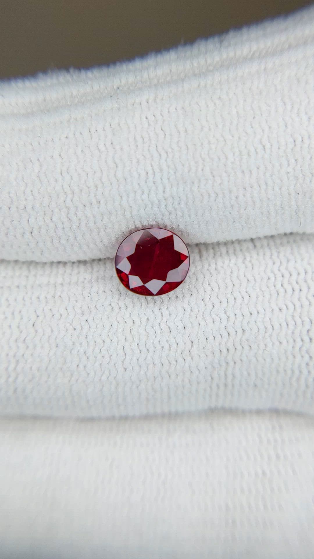 1.43 Ct. Ruby from Burma (Myanmar) Size Video