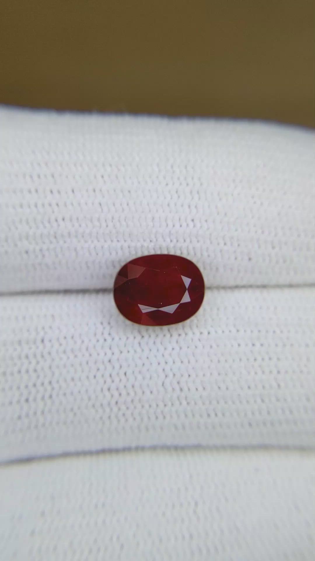 2.79 Ct. Ruby from Burma (Myanmar) Size Video