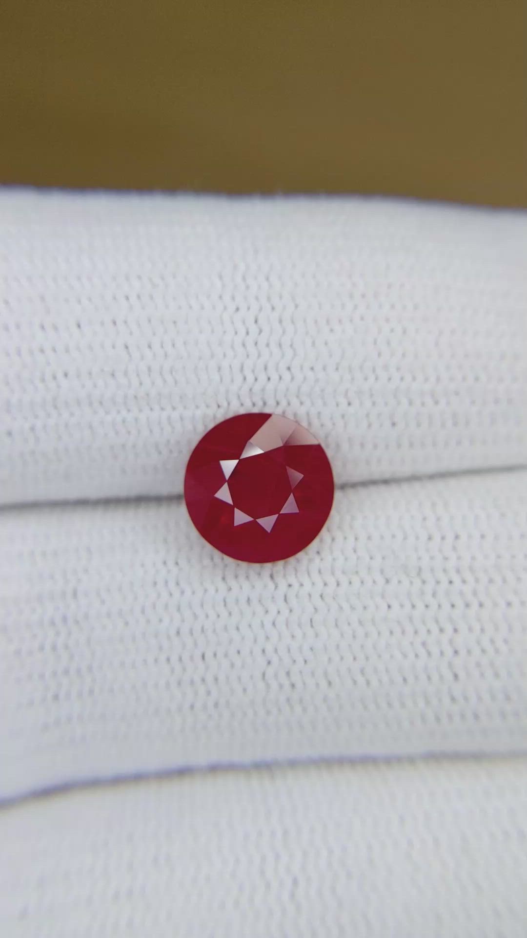 3.11 Ct. Ruby from Burma (Myanmar) Size Video