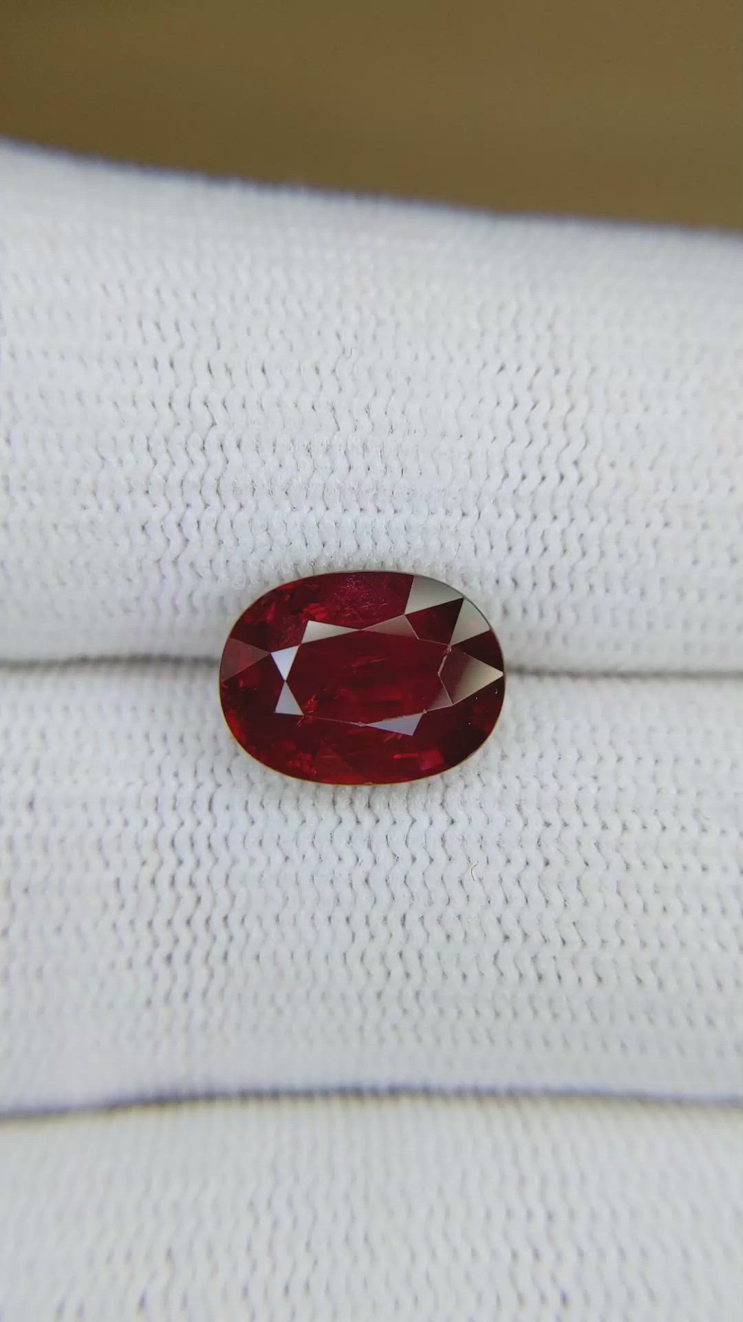 4.03 Ct. Ruby from Mozambique Size Video