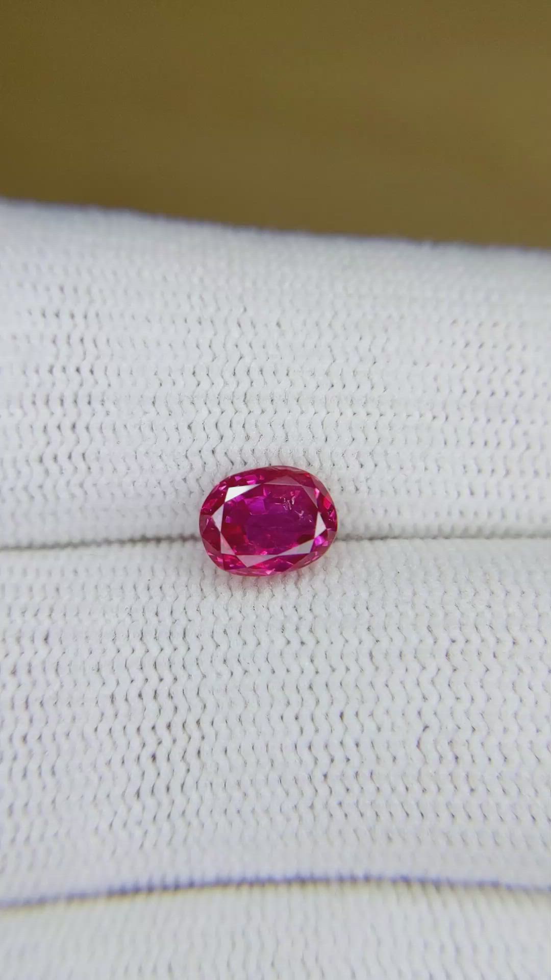 1.64 Ct. Pinkish Red Ruby from Burma (Myanmar) Size Video