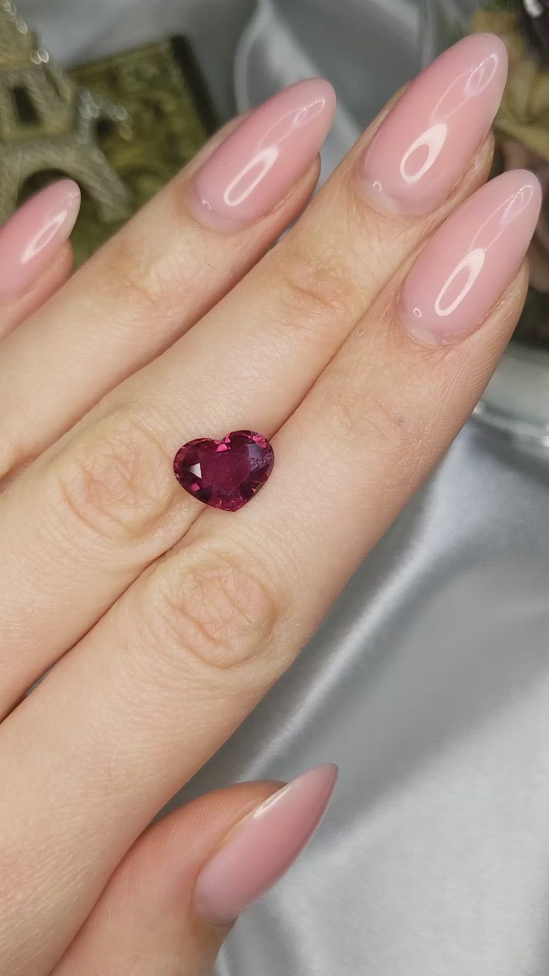 4.00 Ct. Ruby from Mozambique Size Video